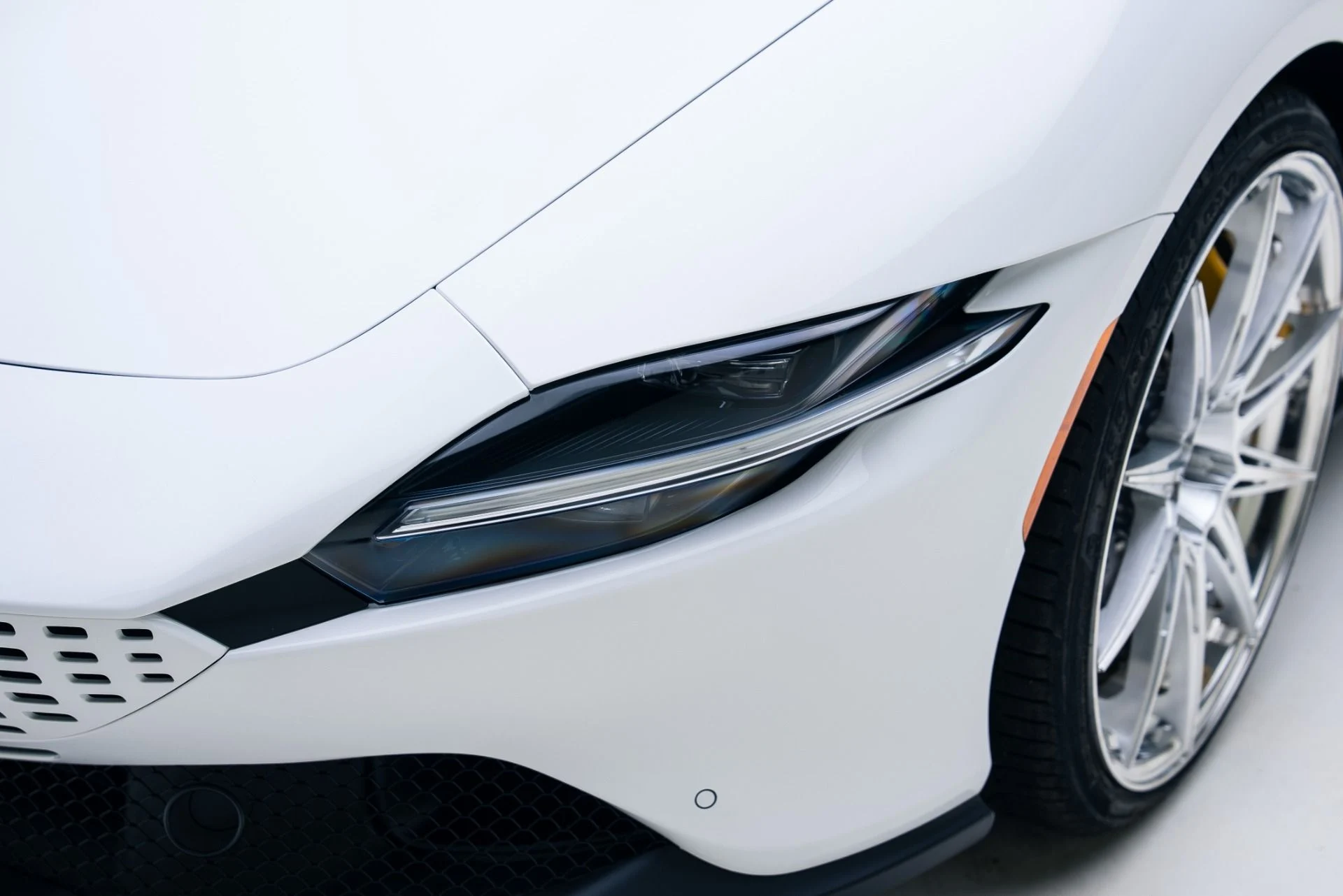 mph007_3383281516_Used_2025_Ferrari_Roma_Spider_1766089214_33df91d1ec