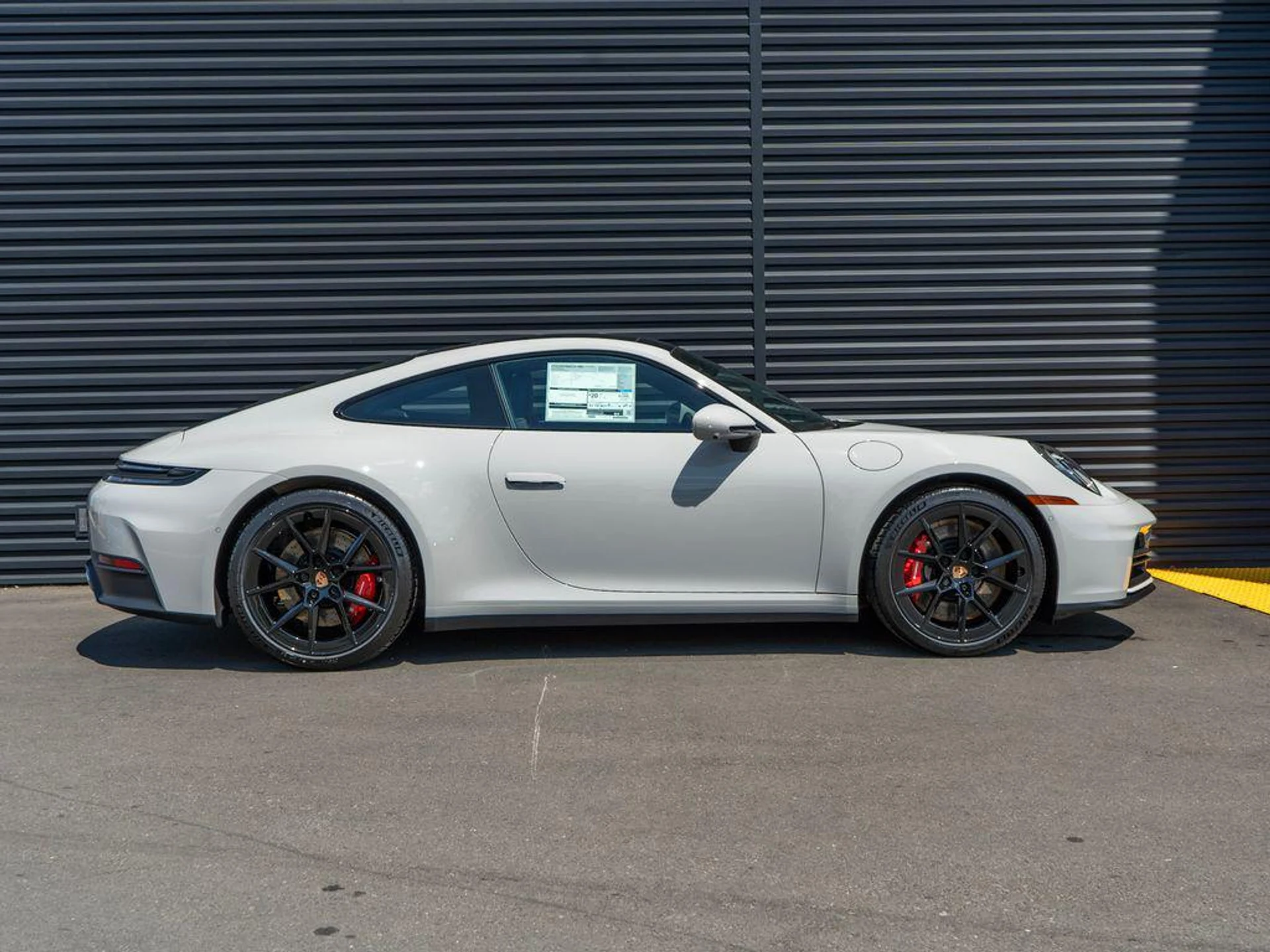 mph007_3392937581_ne_P79_Cx_RXO_Mhda_DTJ_5wjy3_M883_A_f9d3c46498