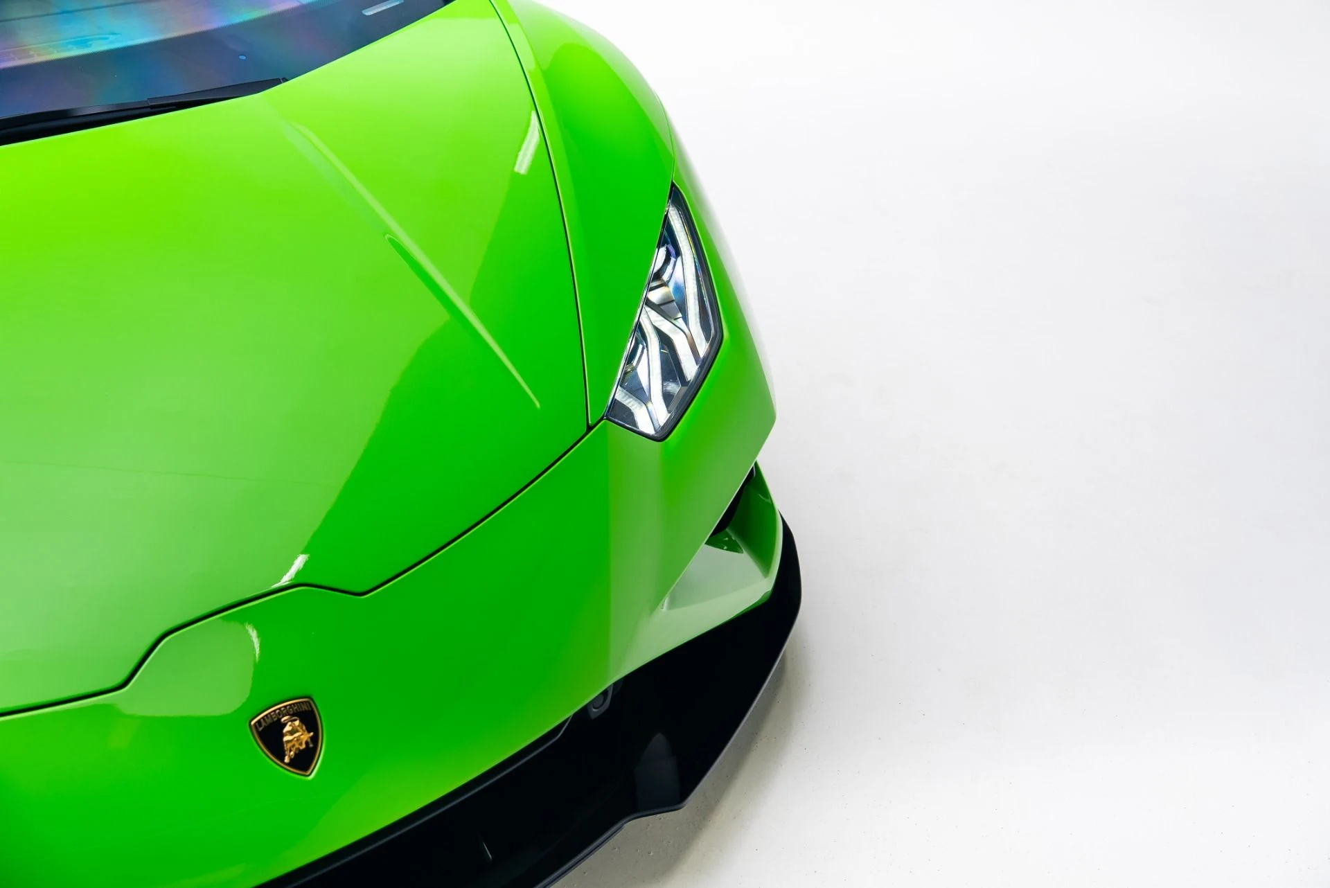 mph007_3396320088_Used_2023_Lamborghini_Huracan_EVO_1765473040_3a7b4433ed