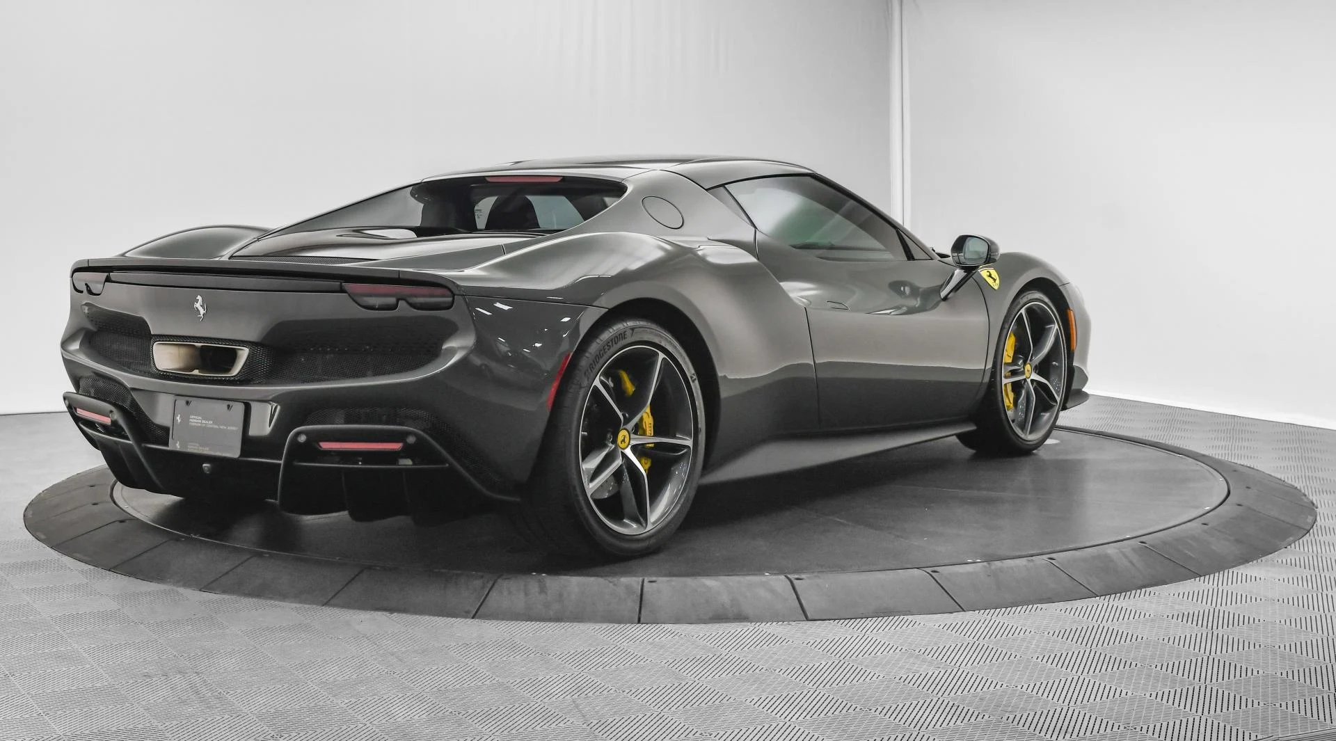 mph007_3400992206_Used_2023_Ferrari_296_GTB_Coupe_1745482058_d4952b1a41
