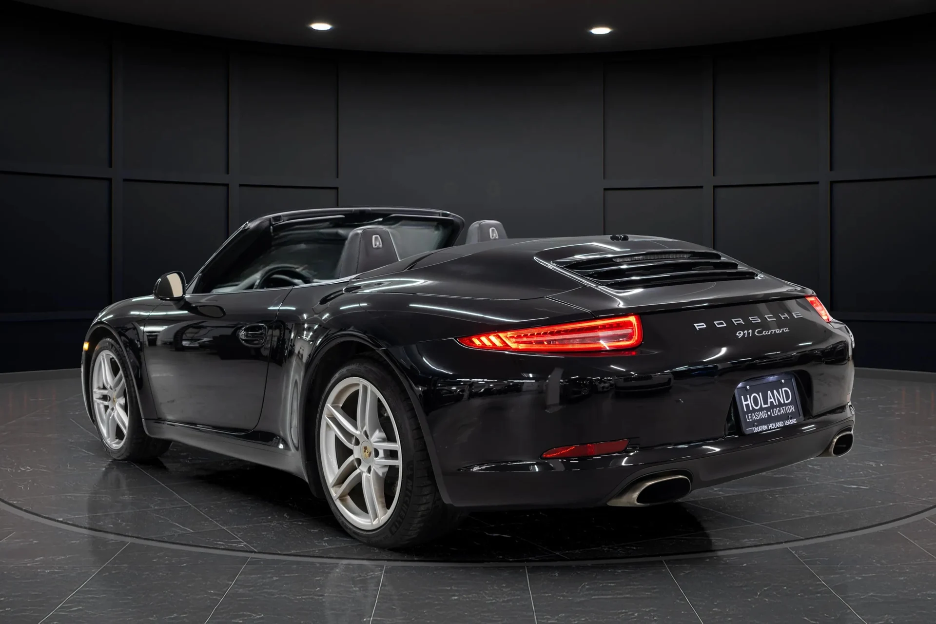 mph007_3402022923_26fcc7d1_77b0_45dd_8b29_e16cdf8ca3ed_1_4_Exterior_201220_Porsche2091120_Carrera20_Cabriolet2028_WP_0_CA_2_A98_CS_14039029_8_e86e0a8a59