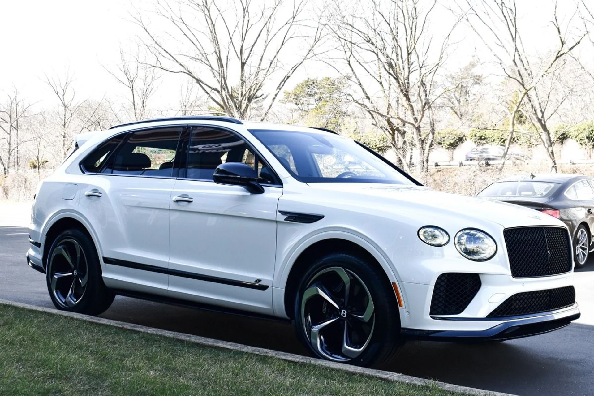 mph007_3403115835_Used_2022_Bentley_Bentayga_S_V8_1768386239_5b0e26a800