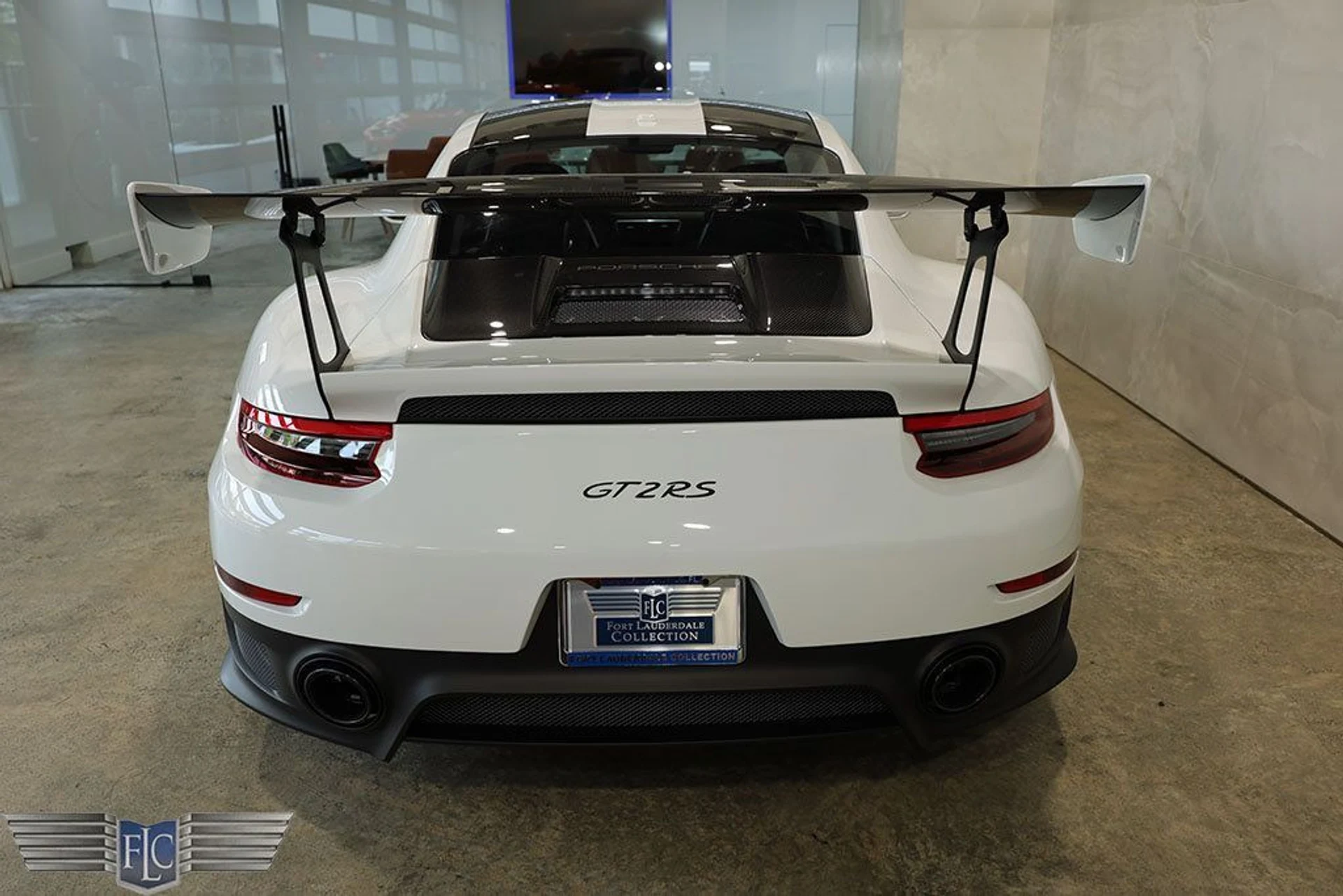 mph007_3404198053_used_2018_porsche_911_gt2rs_9689_22985277_8_1024_57a98781fe