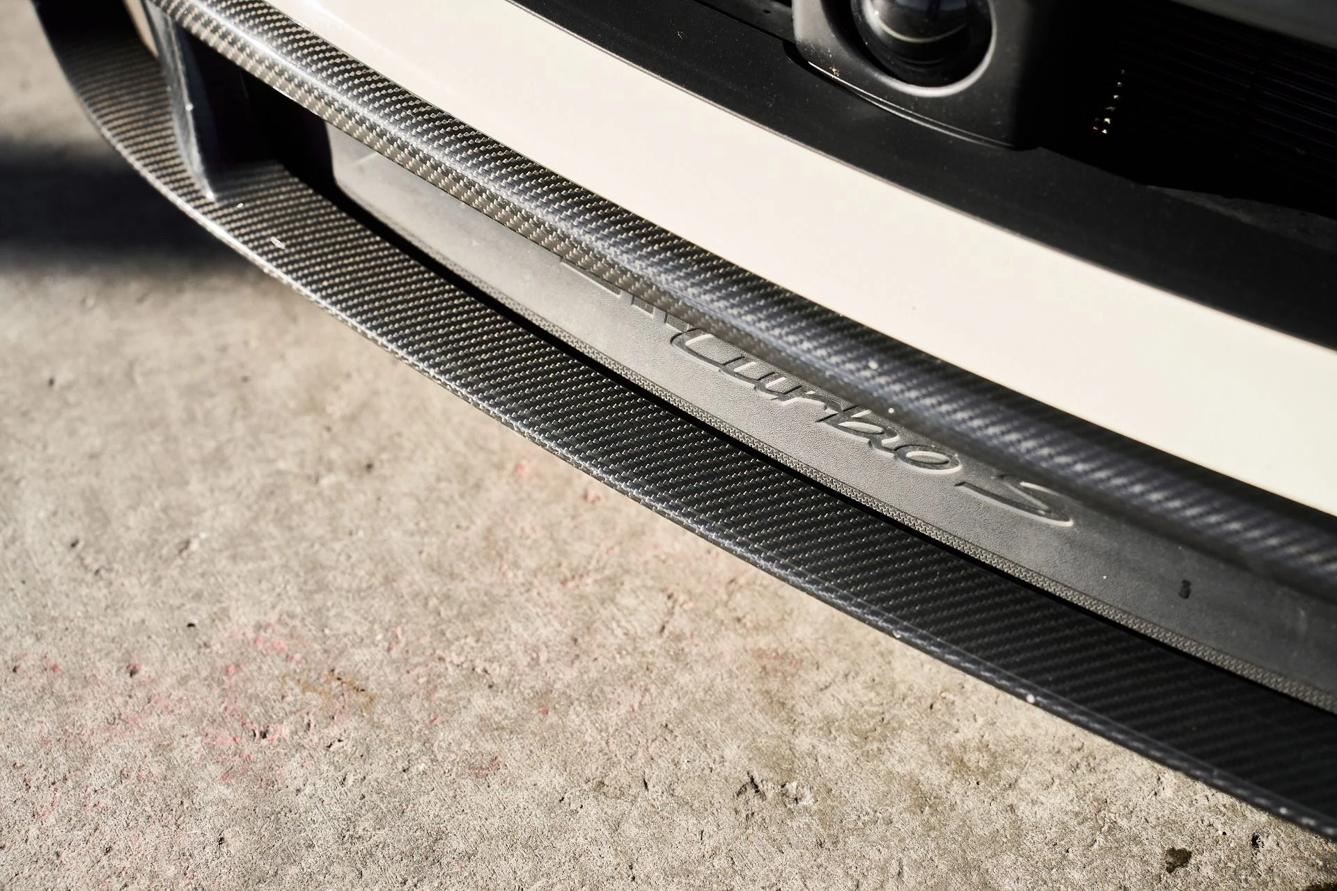 mph007_3404424737_Used_2023_Porsche_911_Turbo_S_1764903134_ea1febde5f