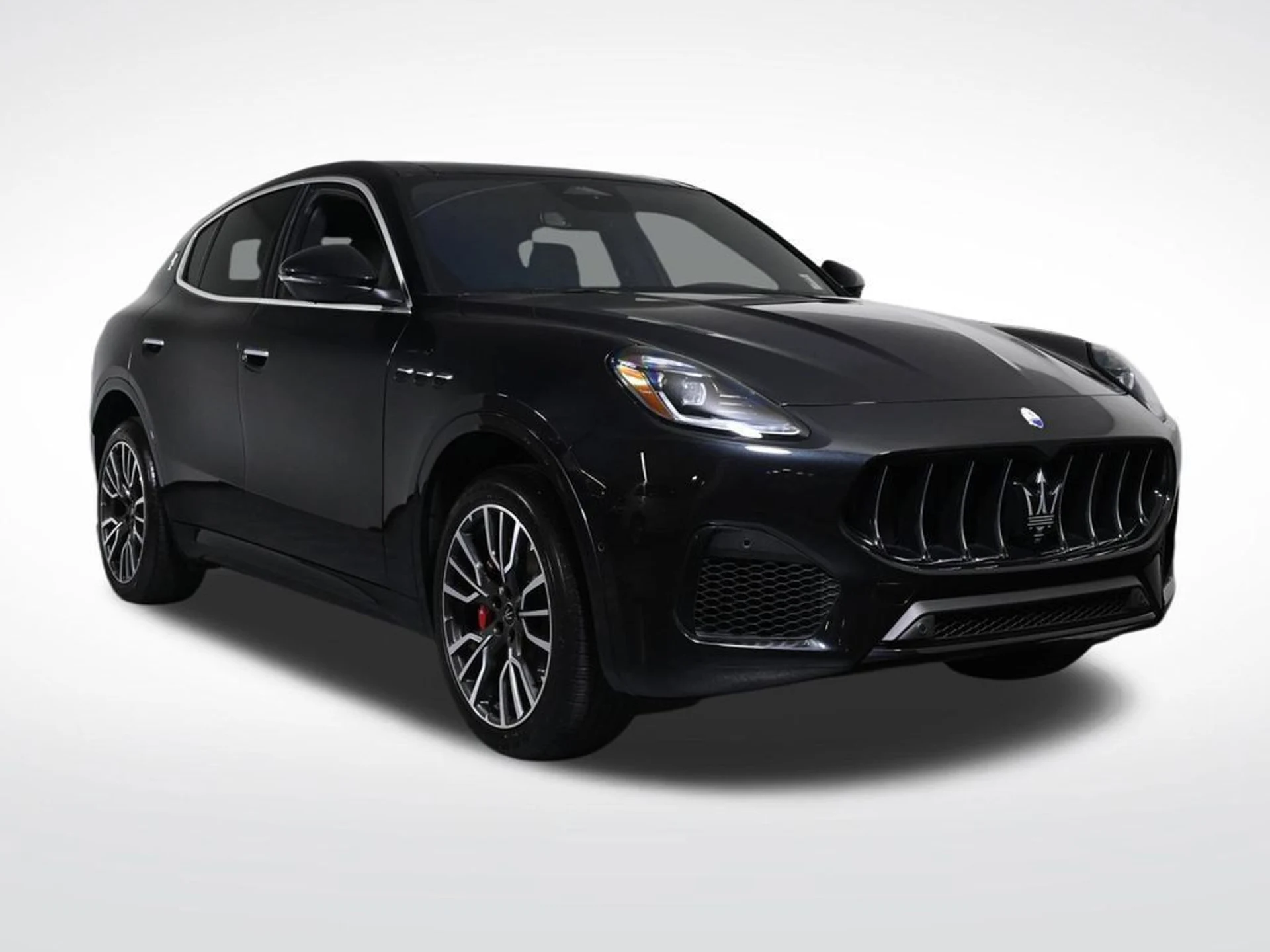 mph007_3415899016_used_2025_maserati_grecale_base_11350_23021337_7_1024_622be6b615
