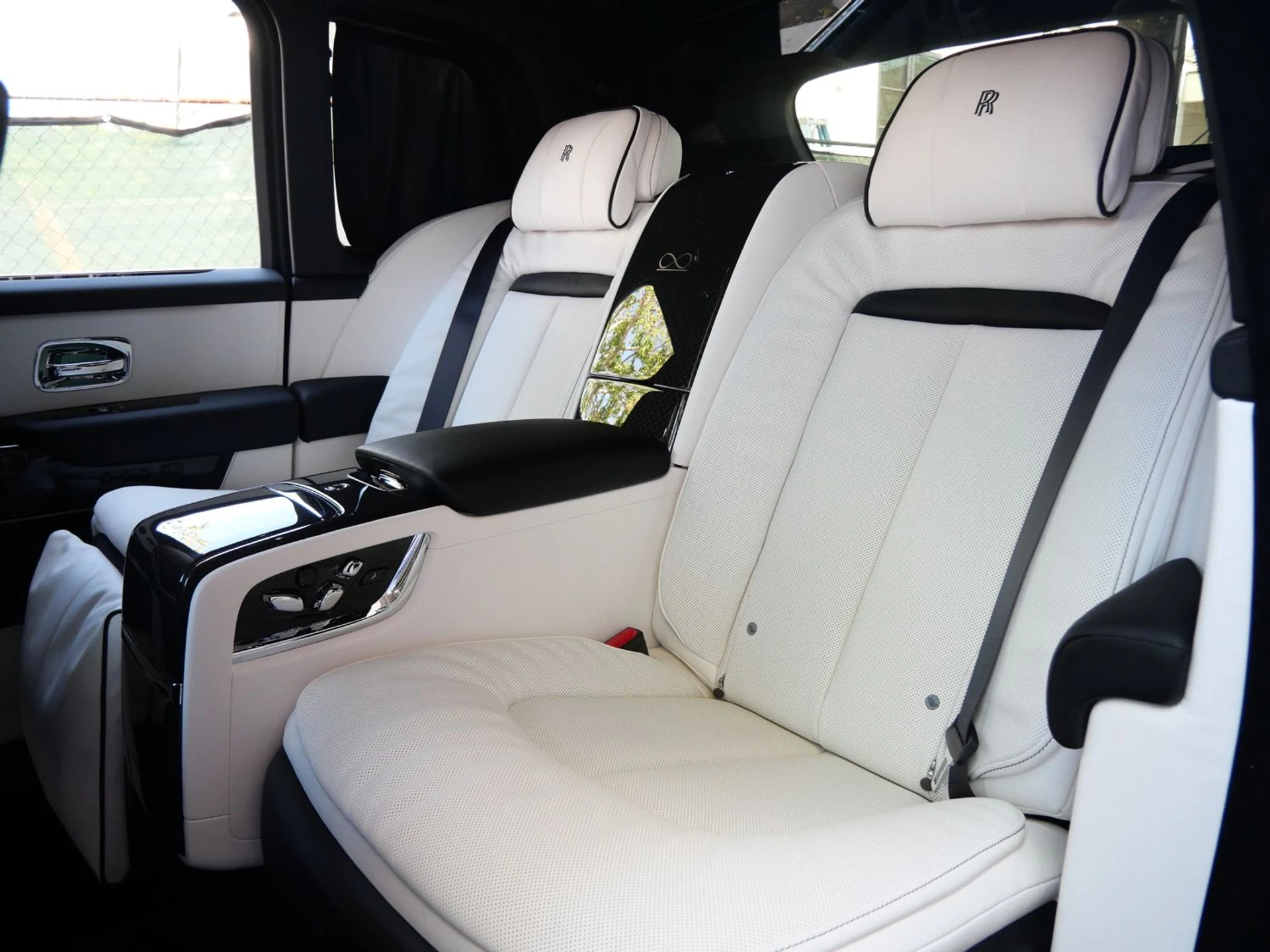 mph007_3429250647_2a4e3d8060a765566412174fa74576e3x_5a834bcfb9