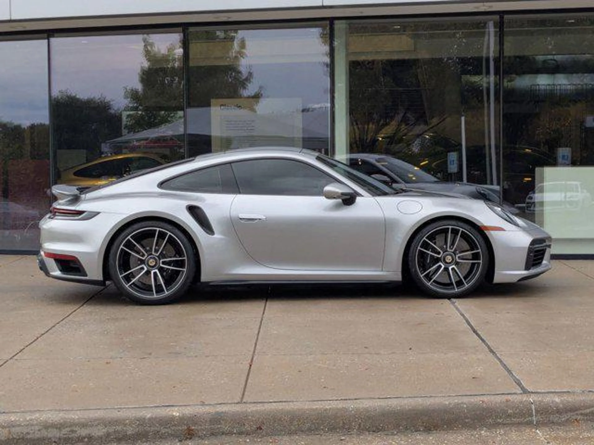 mph007_3437075531_b_GIYSAI_Ms2rs4_Il2ia_S_Hk_H_Oa_Pxg_9b71fcee45