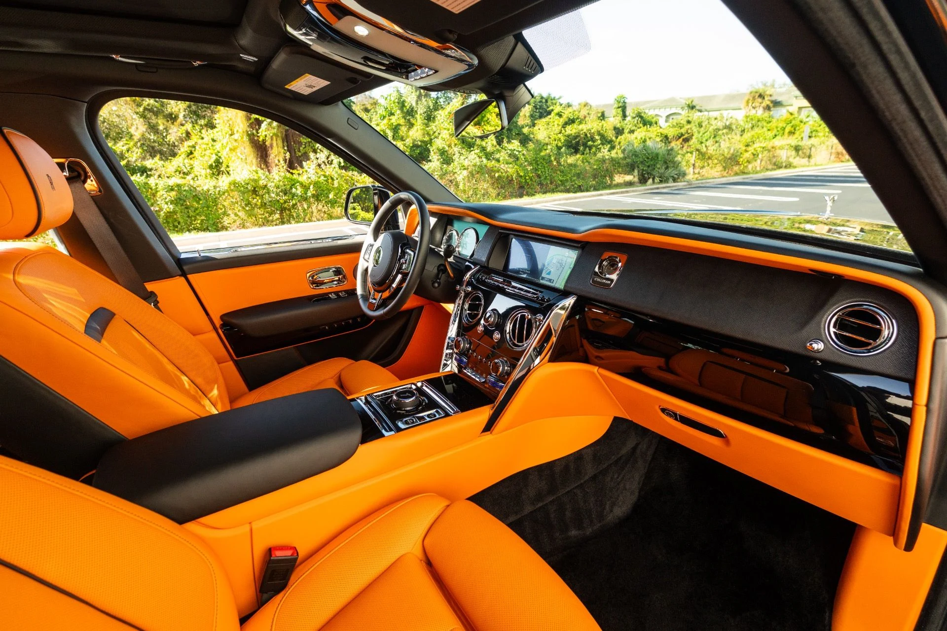 mph007_3439355660_Used_2019_Rolls_Royce_Cullinan_1769627245_e78f897646