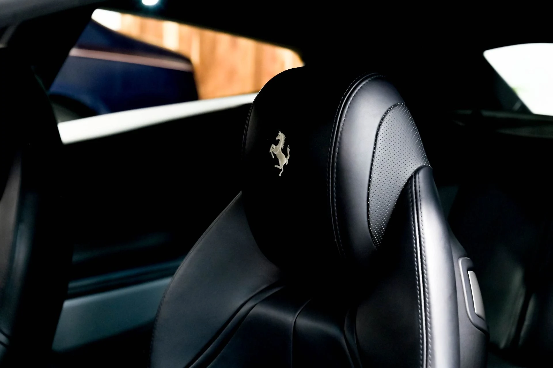 mph007_3447824289_Used_2017_Ferrari_GTC_4_Lusso_V12_1782513640_3bb53ba171