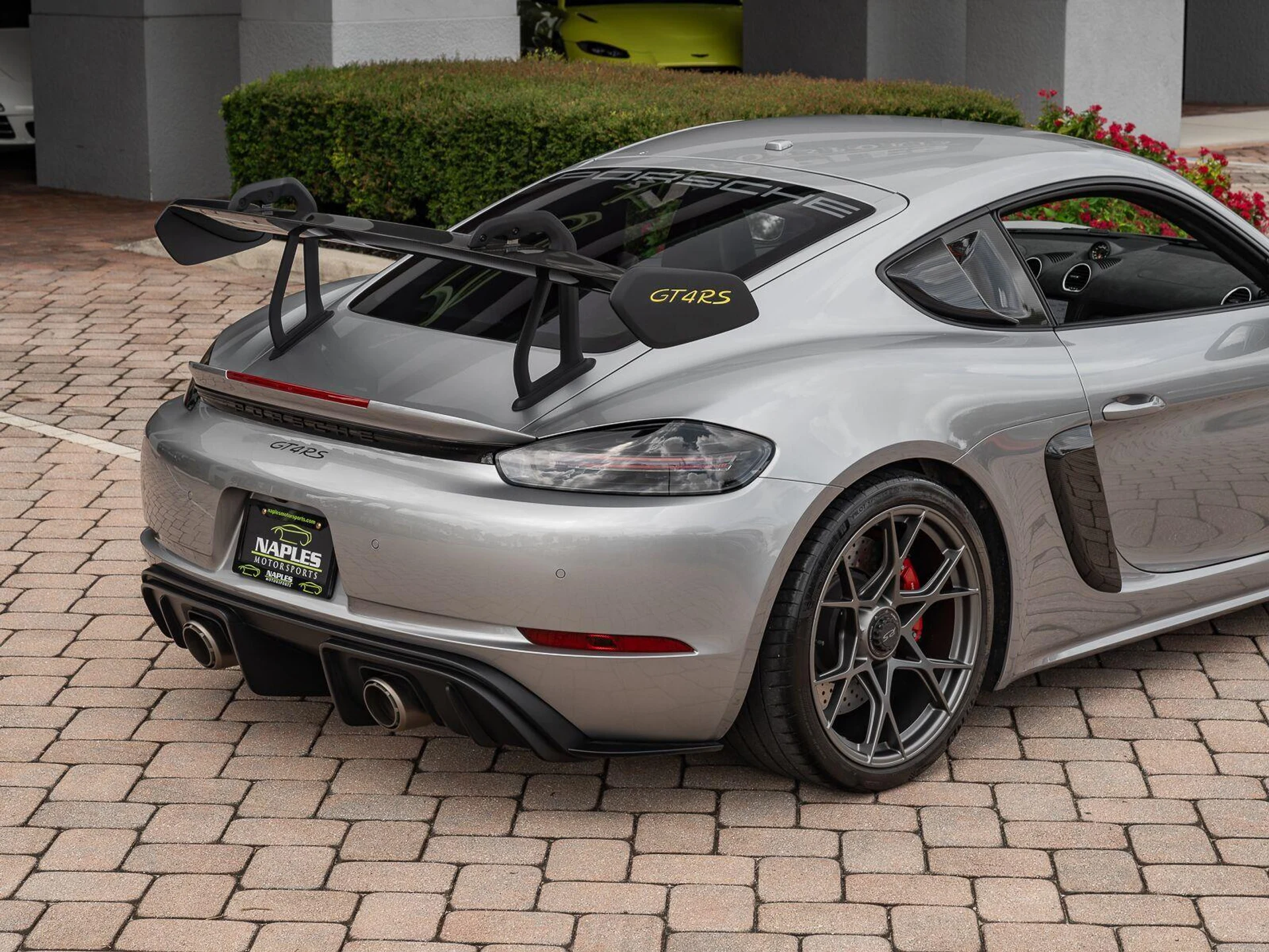 mph007_3449824664_Used_2024_Porsche_718_Cayman_GT_4_RS_1790111637_8ed27a5004