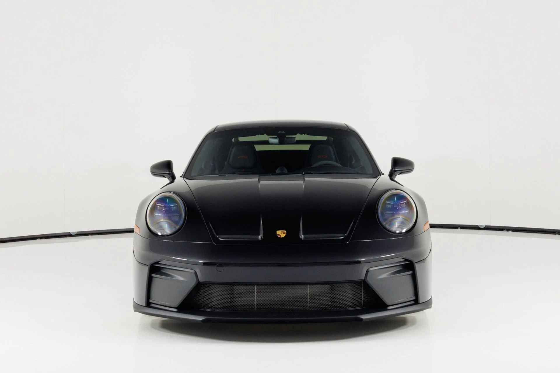 mph007_3453063887_Used_2025_Porsche_911_GT_3_1777071825_7b8e867e9f