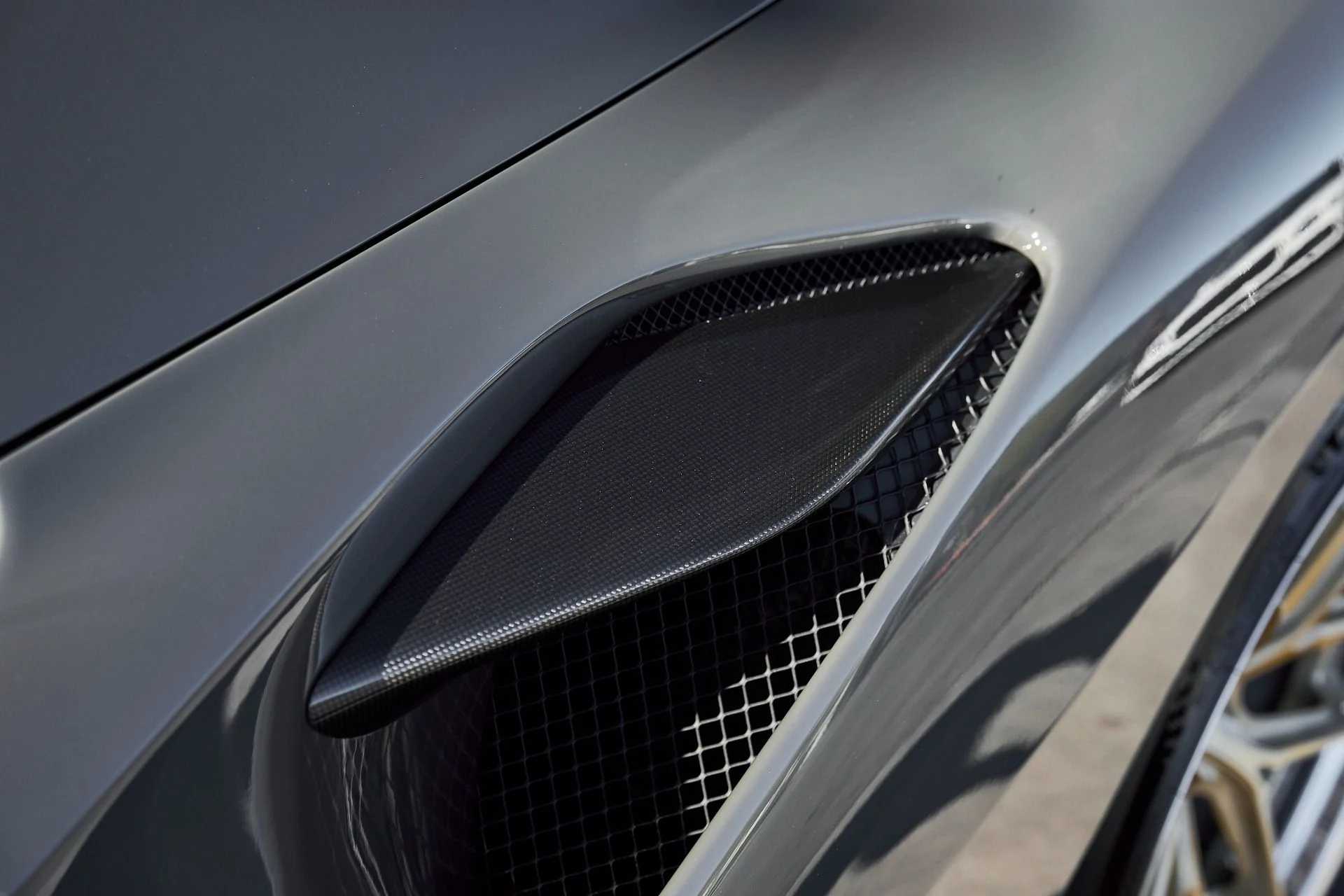 mph007_345405283_Used_2022_Ferrari_F8_Spider_Base_1768868374_0ea319f4b9