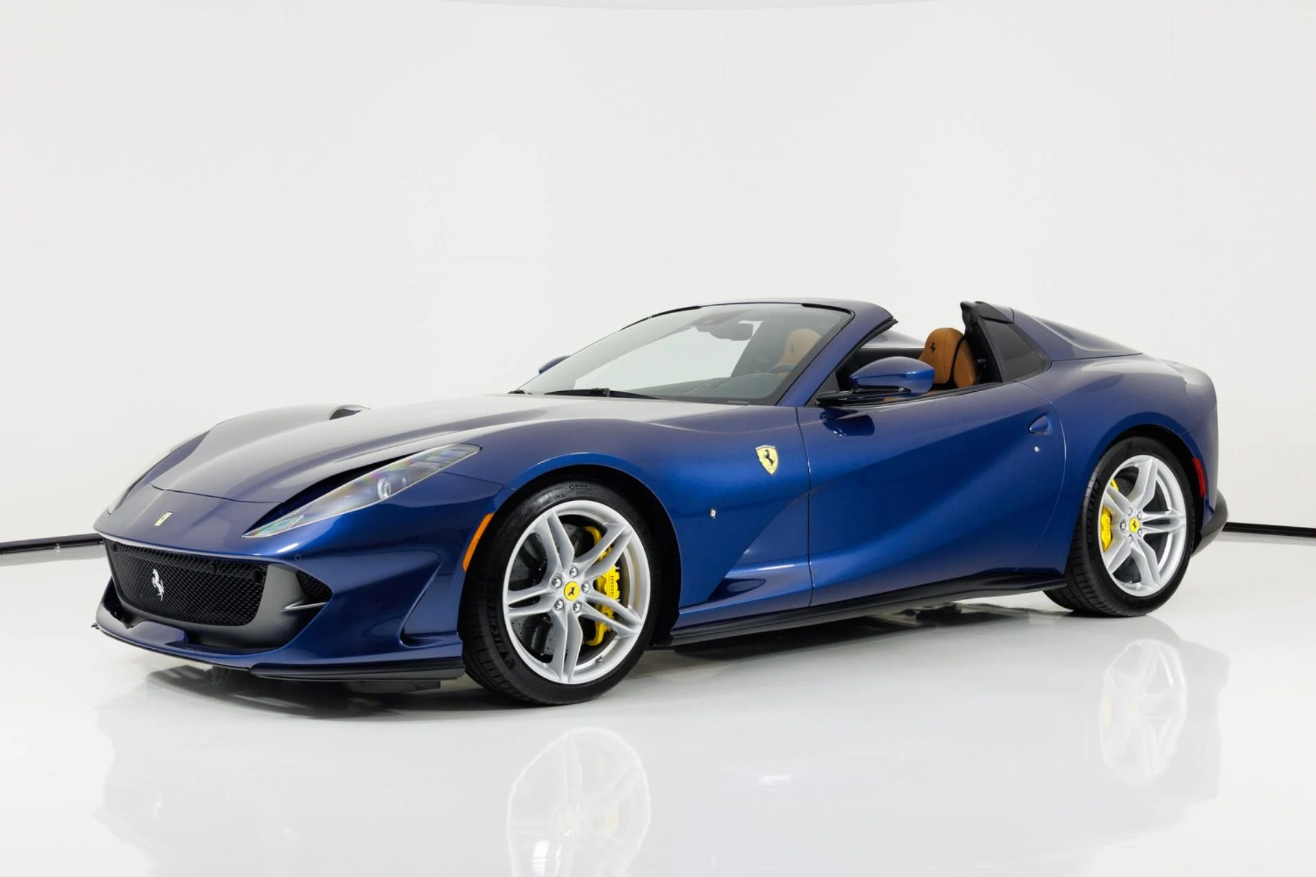 mph007_3458060326_Used_2021_Ferrari_812_GTS_1786404006_f9d0a158fb