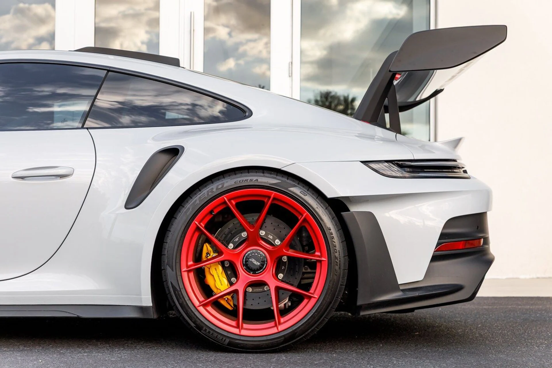 mph007_3467952377_b211605353352a1301d3b60183c8d093x_c3d5d911e7