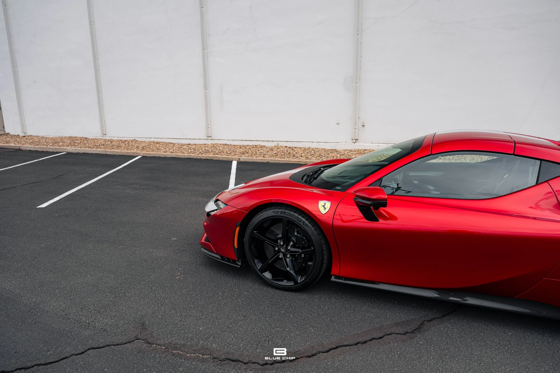 mph007_3473087098_6a6a8569b49f94456a16b345_23796_202025_20_Ferrari_20_SF_90_20_Spider_20_Roso_20_Magma_08_aede5a3522