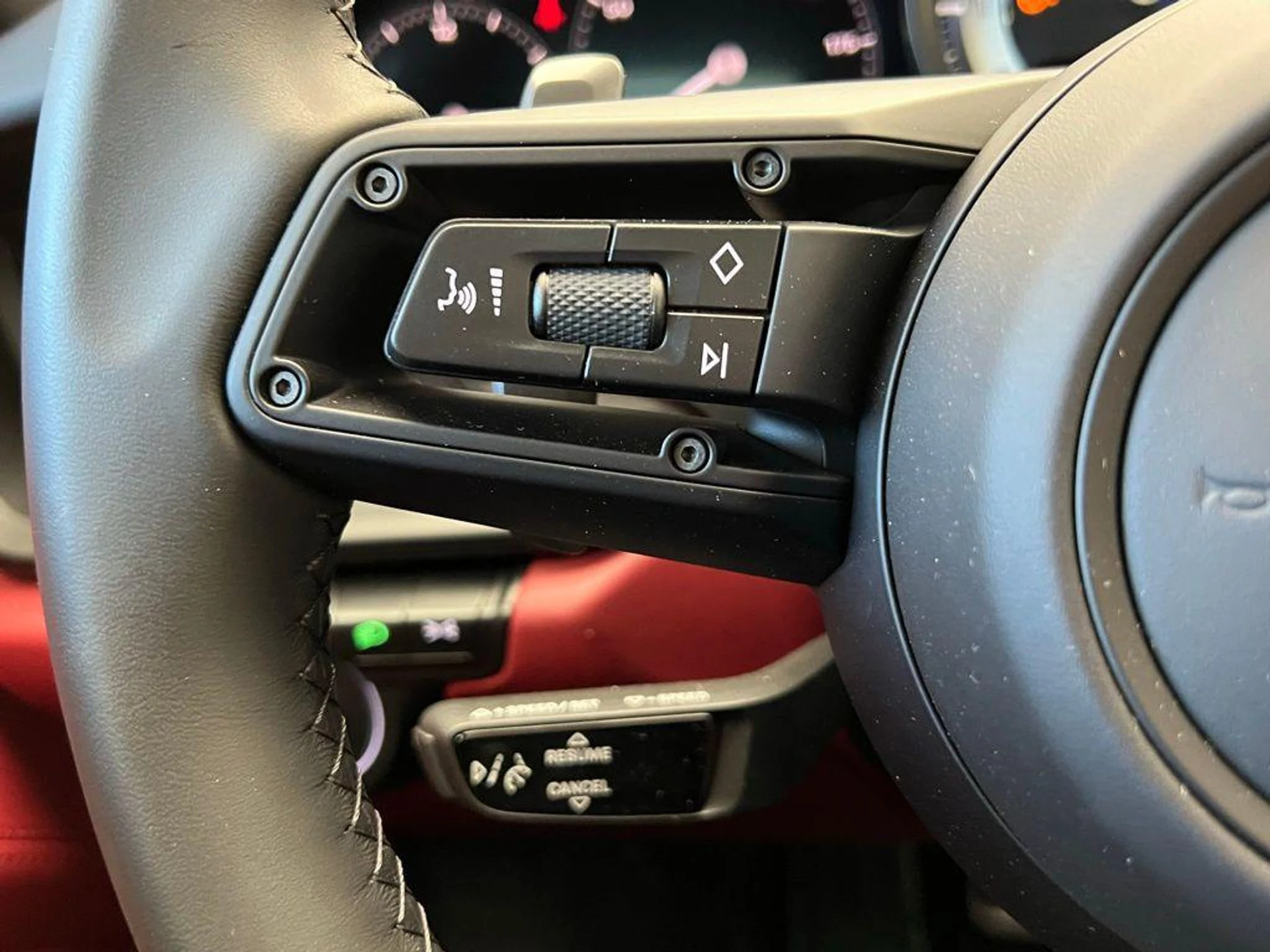 mph007_3483597080_4_V_y_L0m8n_C5_Cxo9_AF_9_l_N_Kp0_Rx0_323e2ea452