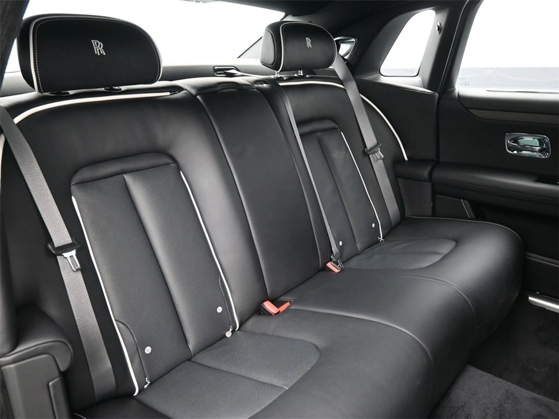 mph007_3488547143_b10352f2dfea5f3ed717b17c71411134x_2a7b005895