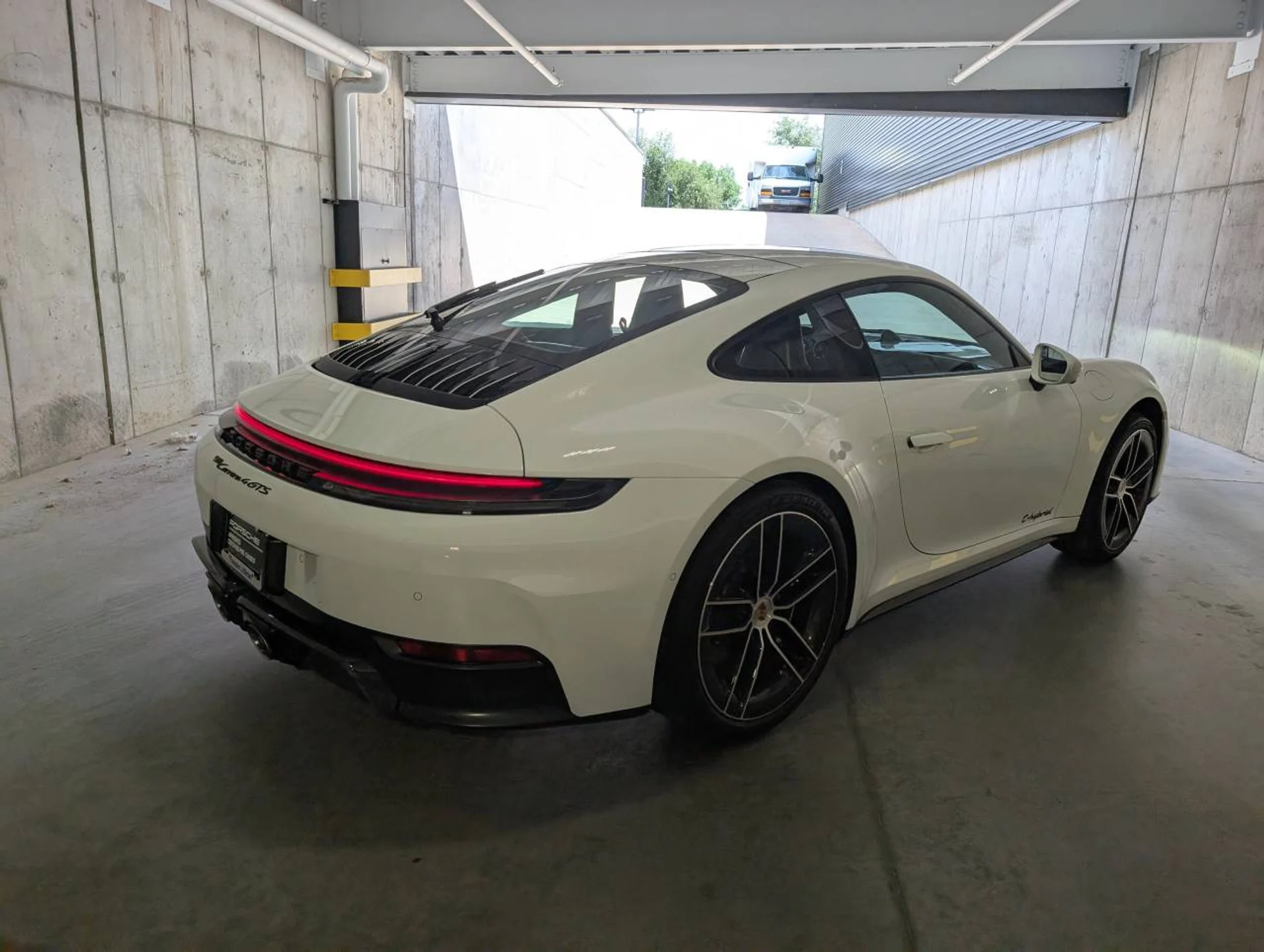 mph007_3498750768_7fd46786ef95ea5a43f8fe67b1a7bea9x_a10e727779