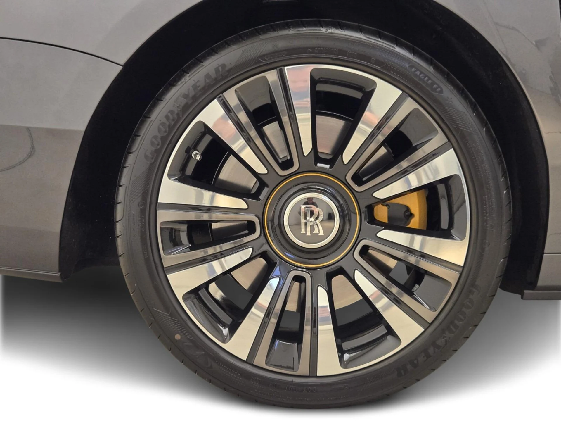 mph007_3506369836_New_2024_Rolls_Royce_Ghost_1753161639_8bbdc7809b