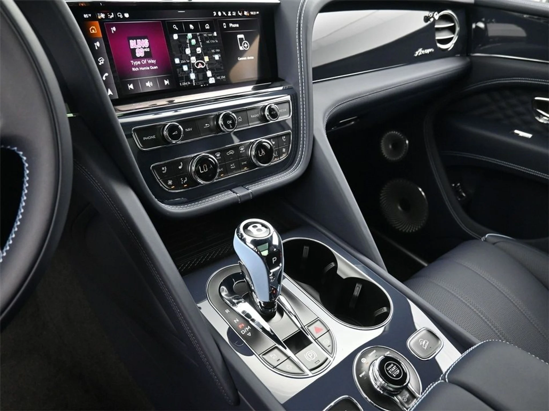 mph007_3508775591_2540adb0b3bc41f28f3edb09ae35b191x_99b1d35c39