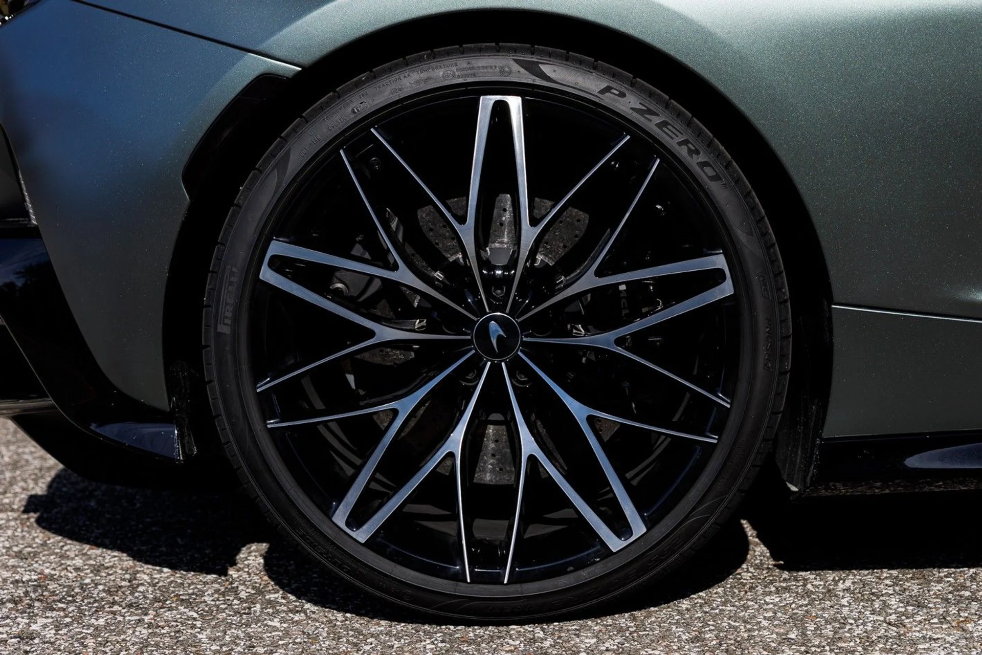 mph007_3511635751_638_p8_l_2e5f3952a4