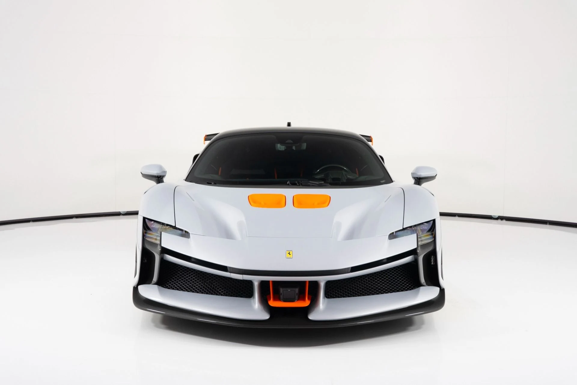 mph007_3540006052_Used_2024_Ferrari_SF_90_XX_1757543668_6c81f03678