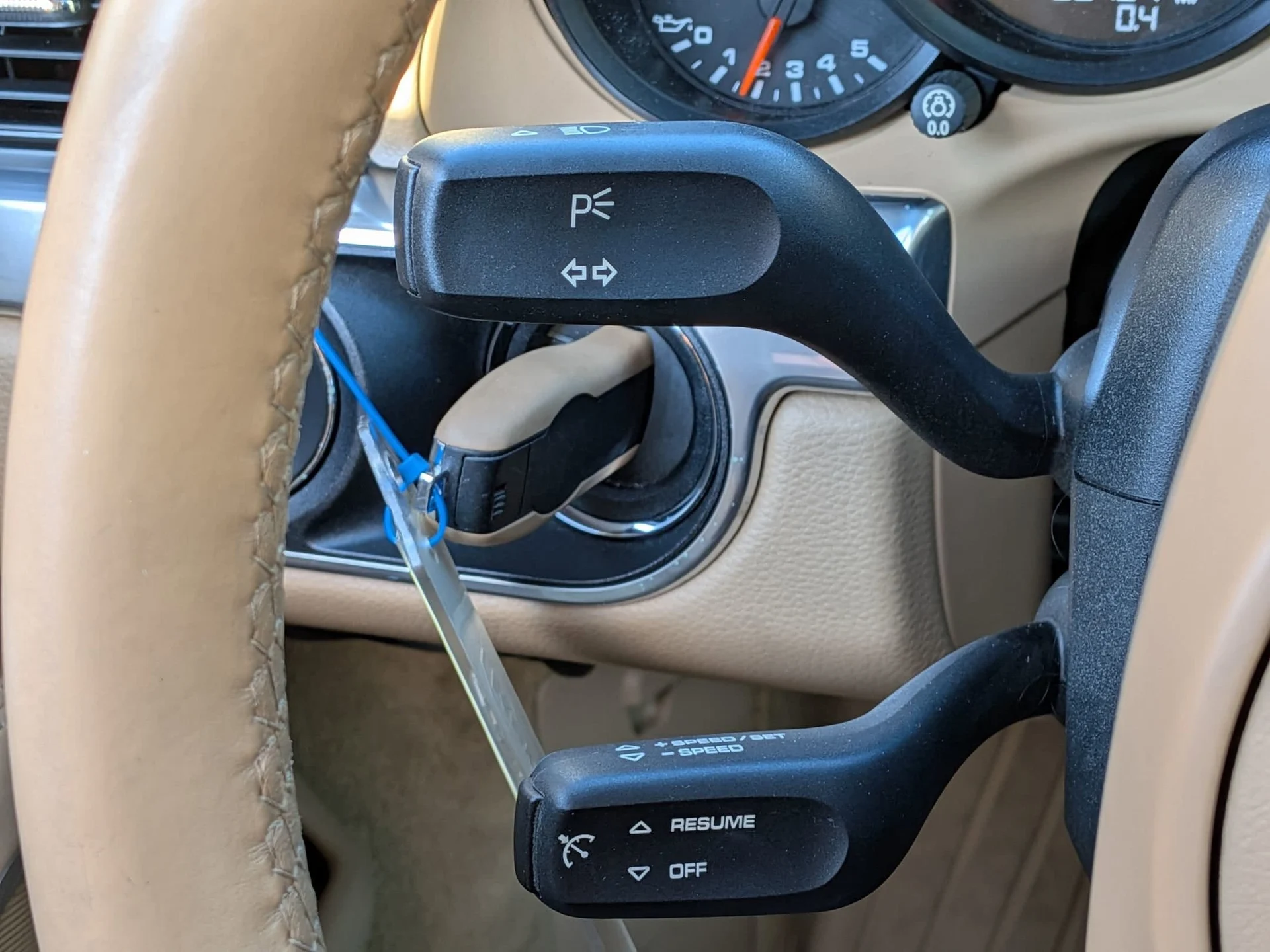 mph007_3561913444_2d2e9ea81b8d43c57769afb39ddcfea4x_5a234c337d