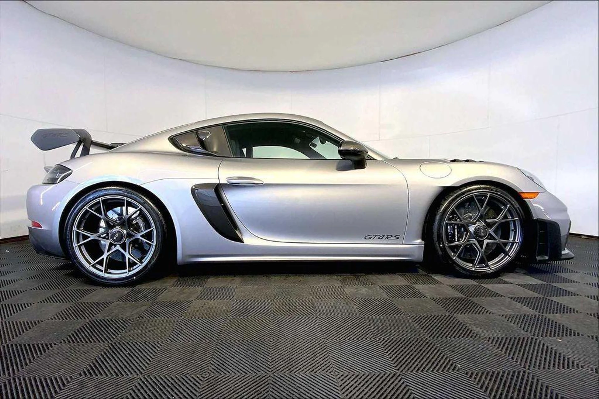 mph007_3561979509_CG_Av_PB_Ul_Pca3x_H1bjj52p_EC_294_4892ca2cf5