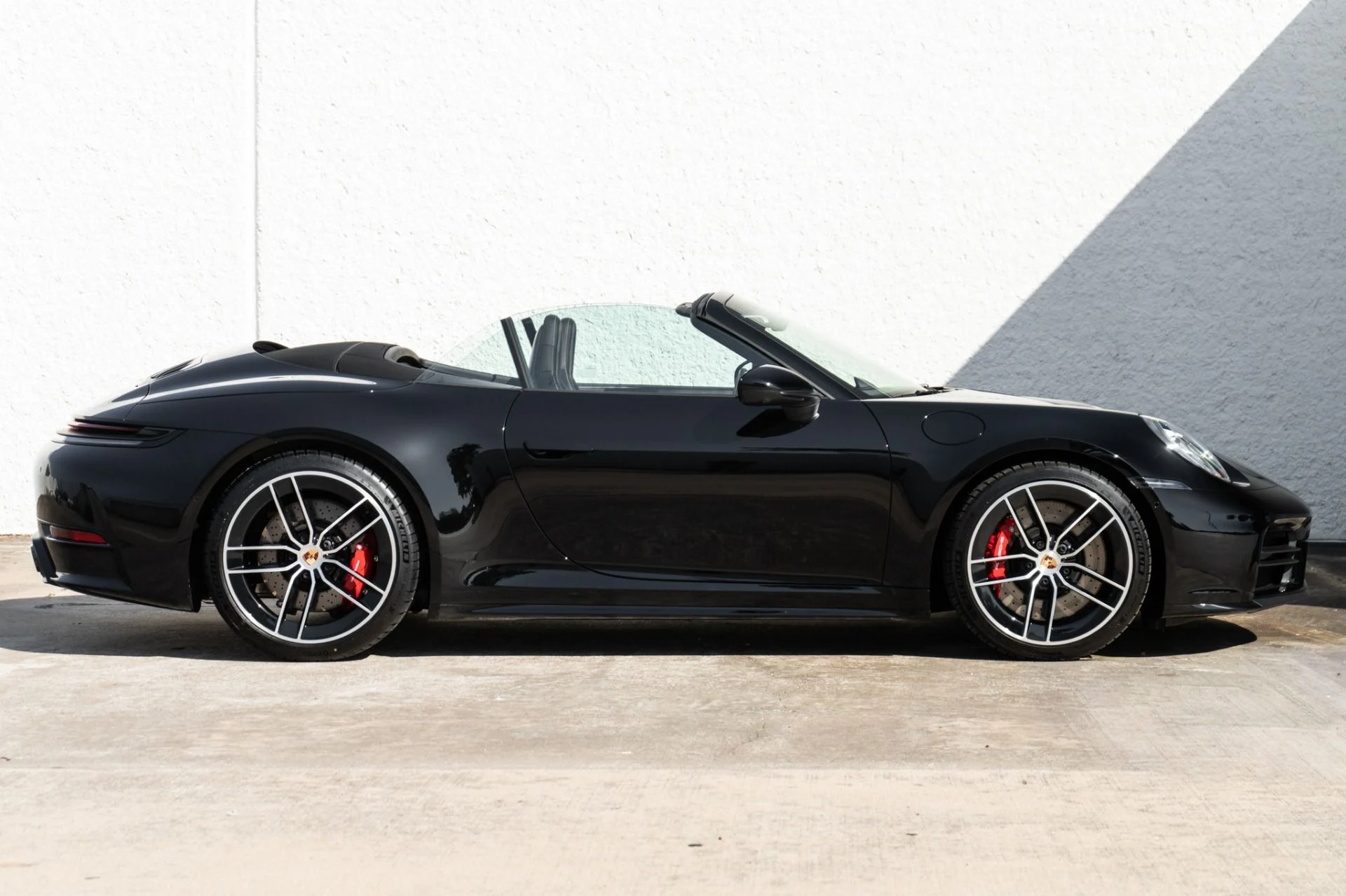 mph007_3563594581_Used_2026_Porsche_911_Carrera_S_1792790252_545f1e289d