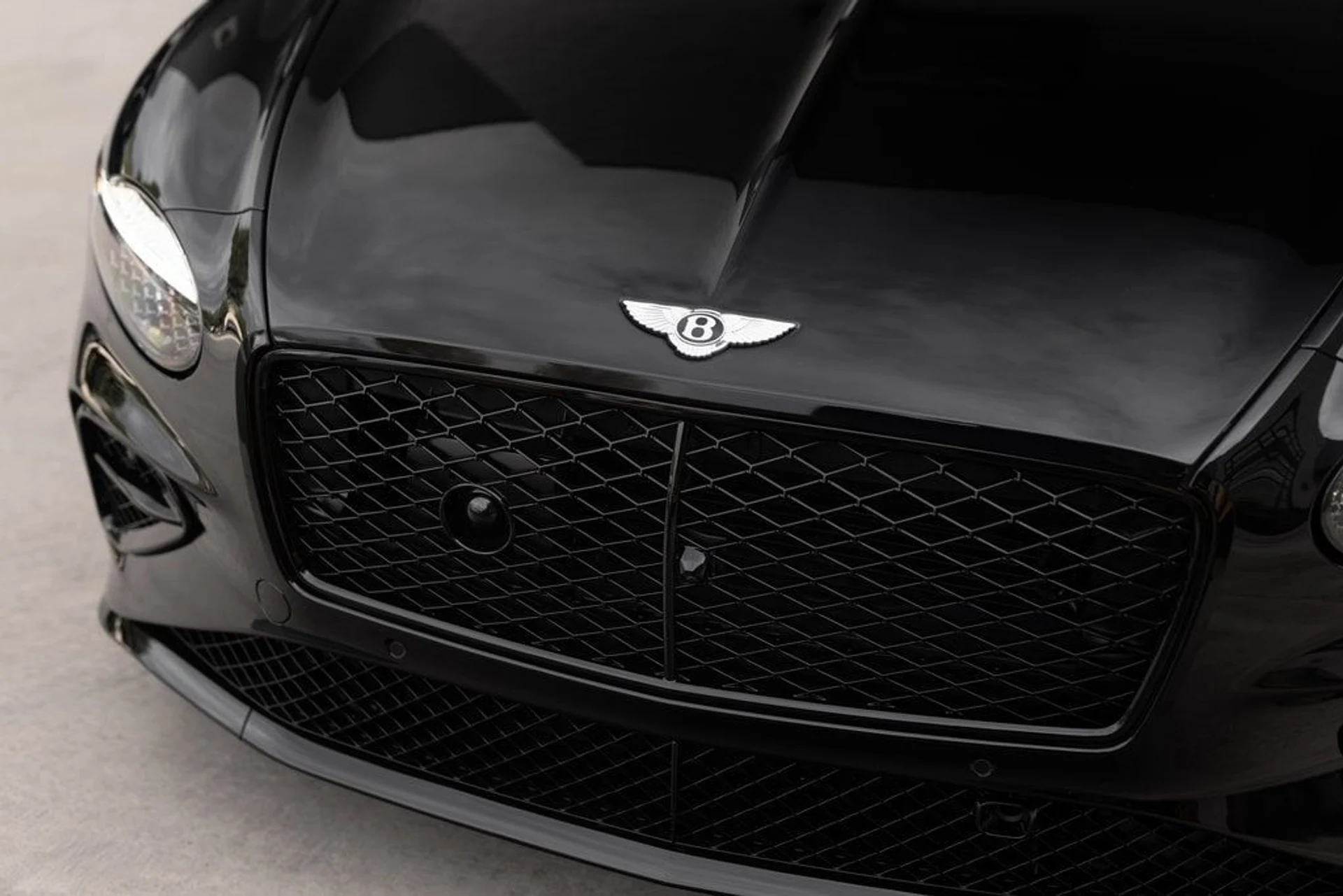 mph007_3570860288_123bf22cd815adac1bc51e2637a65c7ax_325530bbde