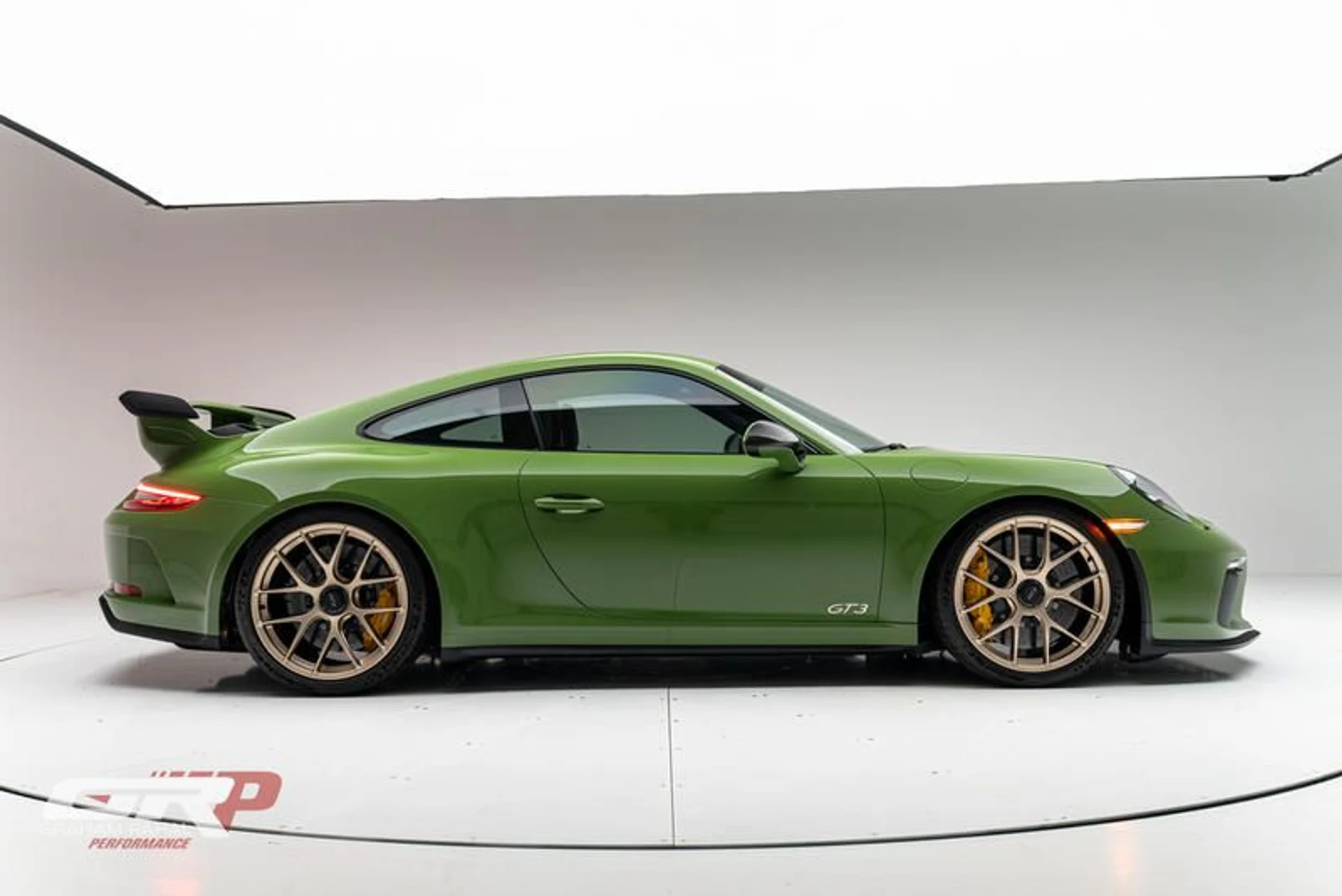 mph007_3572508681_114_E3_C27_8_DE_0_45_F0_9093_2111_D62_FD_3_CC_64fecbb177