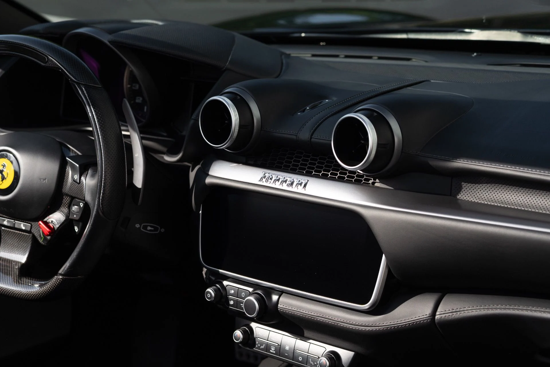 mph007_3577712464_Used_2019_Ferrari_Portofino_1771532696_c1704c6f5e