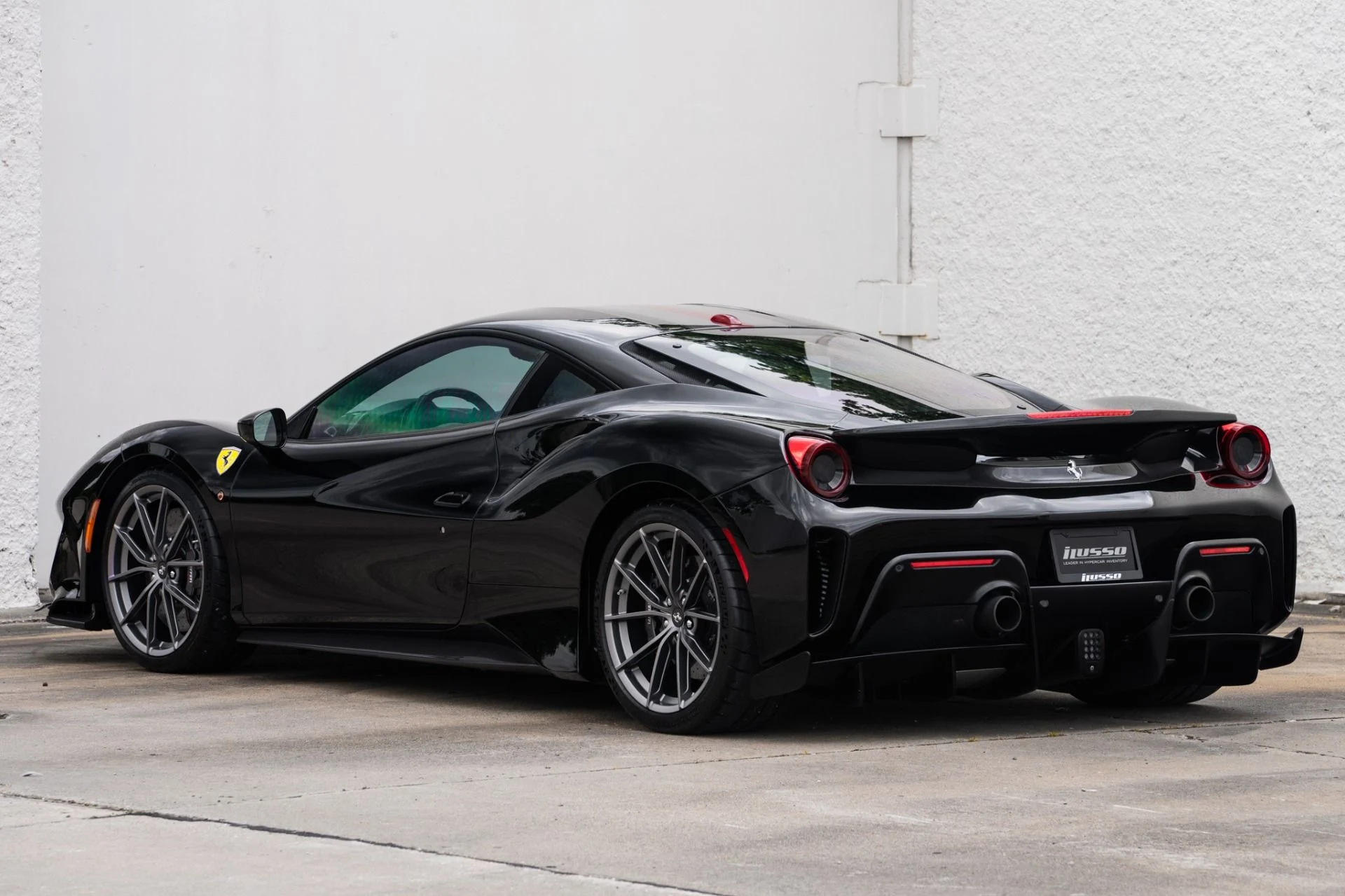 mph007_3594850790_Used_2020_Ferrari_488_Pista_1755714796_e74211fd13