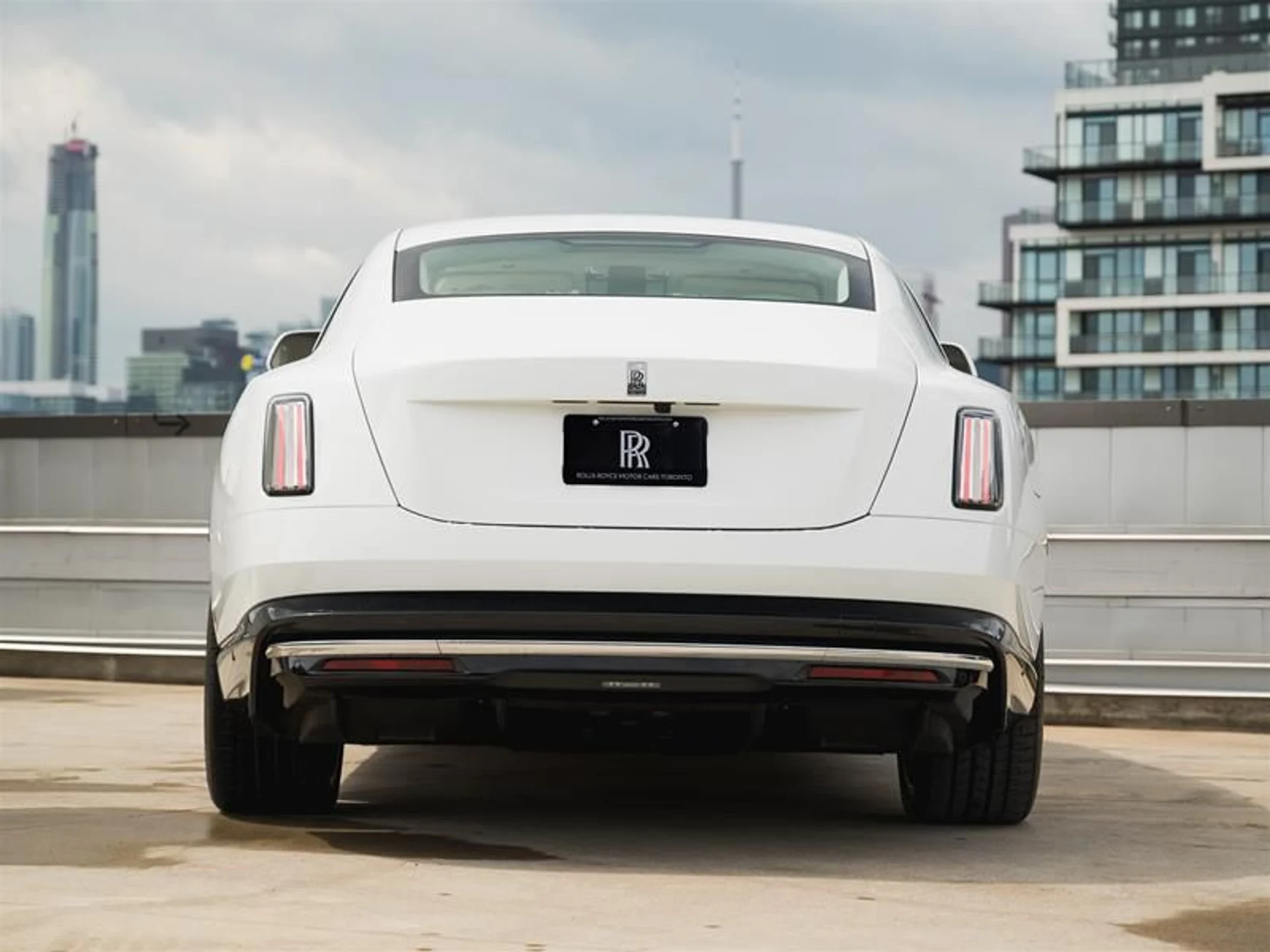 mph007_3601169373_ejajv02n_2a4d016bc4