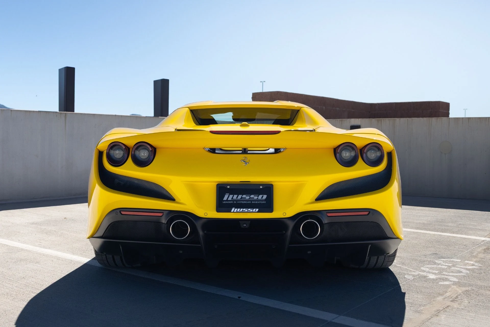 mph007_3604084000_Used_2022_Ferrari_F8_Spider_1790977695_b2587d01aa