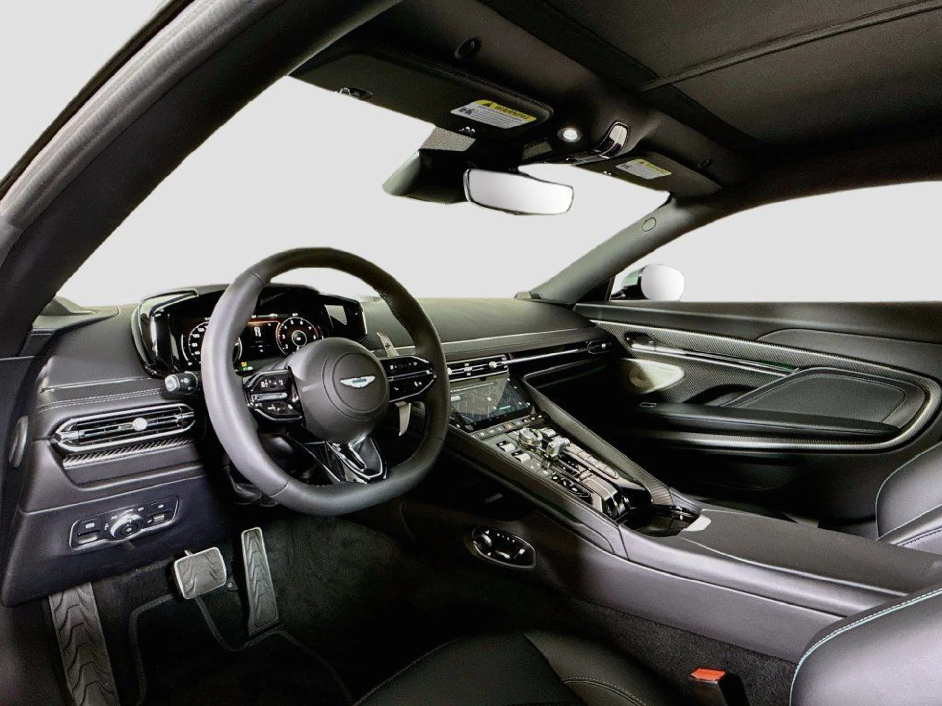 mph007_3606548937_new_2026_aston_martin_db12_scoupe_11350_23086694_9_1024_c9326311a9
