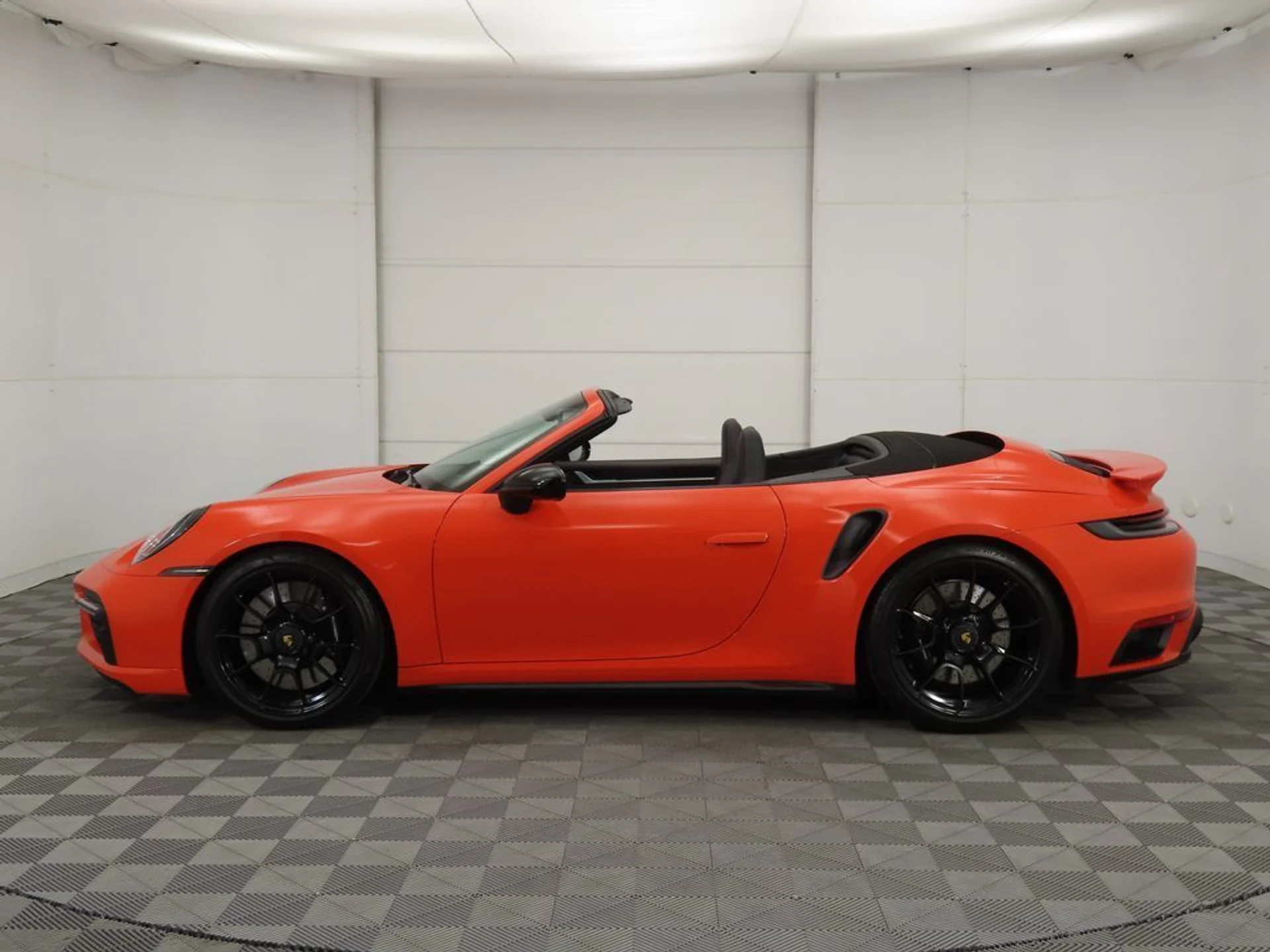 mph007_3609641476_used_2022_porsche_911_turbocabriolet_8119_22928338_8_1024_fad709e5ed