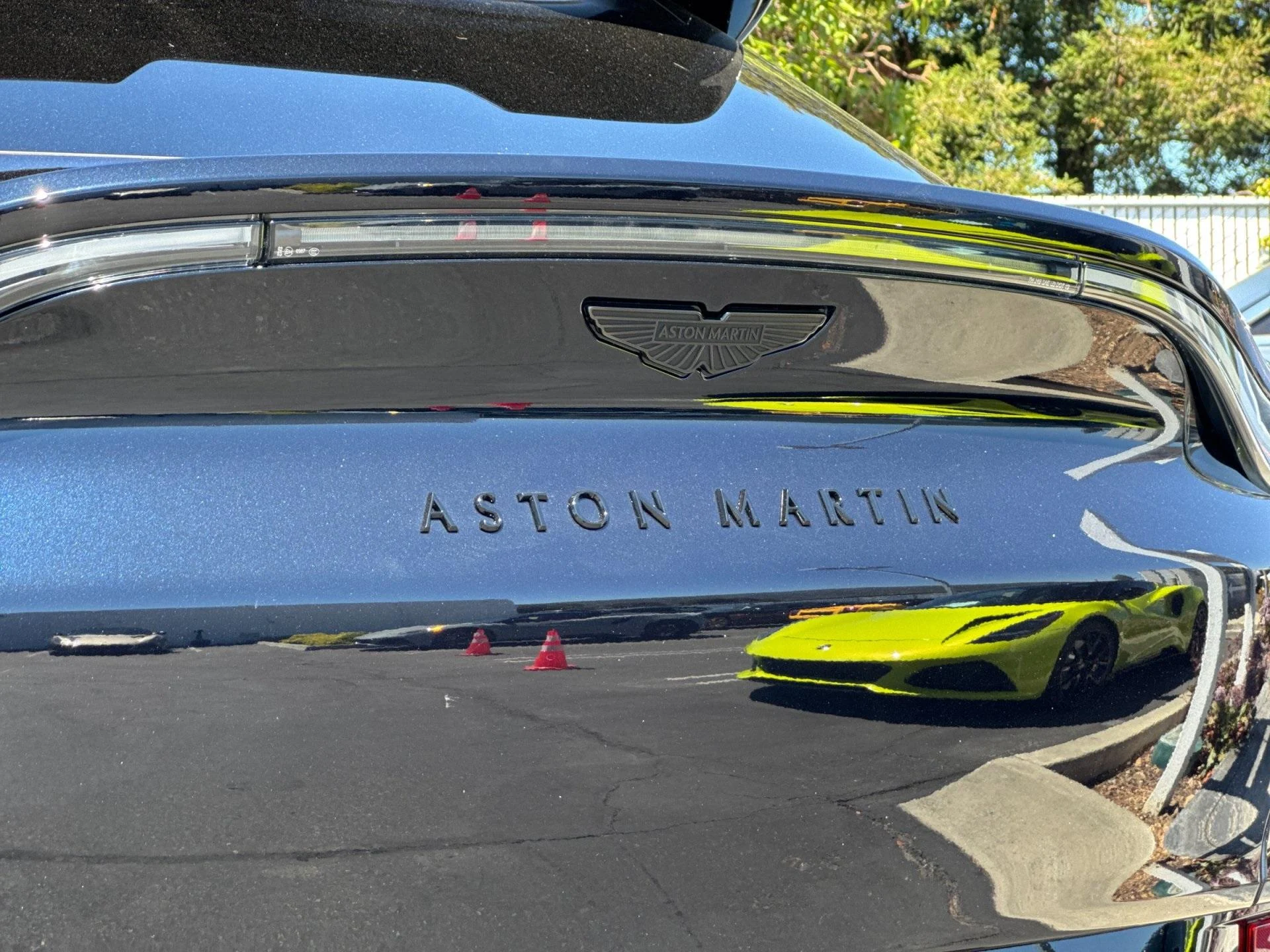 mph007_3624130745_New_2025_Aston_Martin_DBX_707_1754468410_42c5d68f63