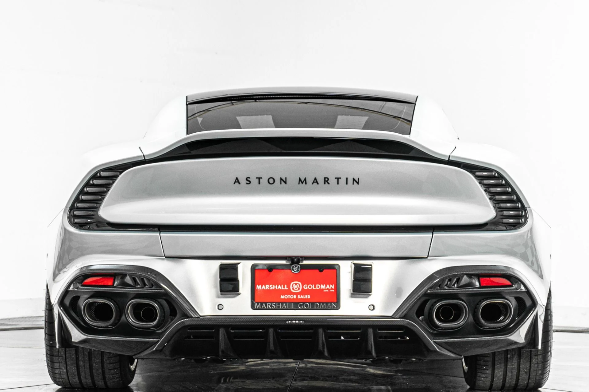 mph007_3624665509_Used_2025_Aston_Martin_Vanquish_Huge_542_K_MSRP_Low_Miles_Extensive_Carbon_Fiber_1786477789_f62e19a8bd