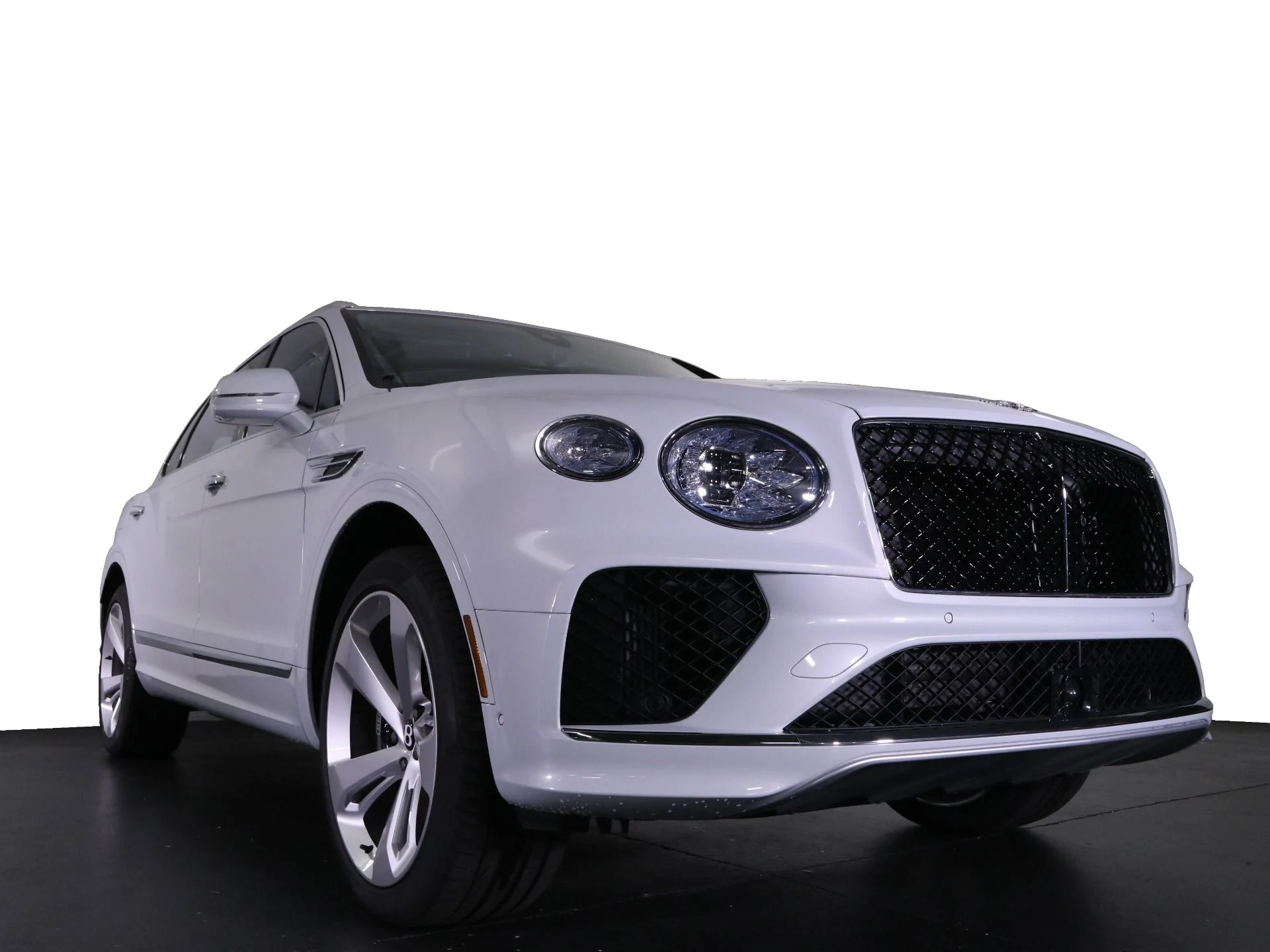mph007_3629819055_Used_2024_Bentley_Bentayga_EWB_1757480370_193ab52bf5