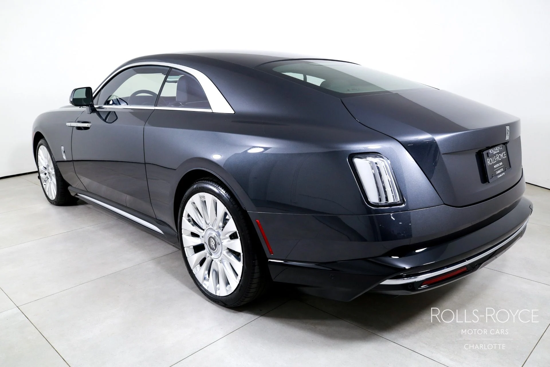 mph007_364128210_Used_2025_Rolls_Royce_Spectre_1757713629_4056d9fccc