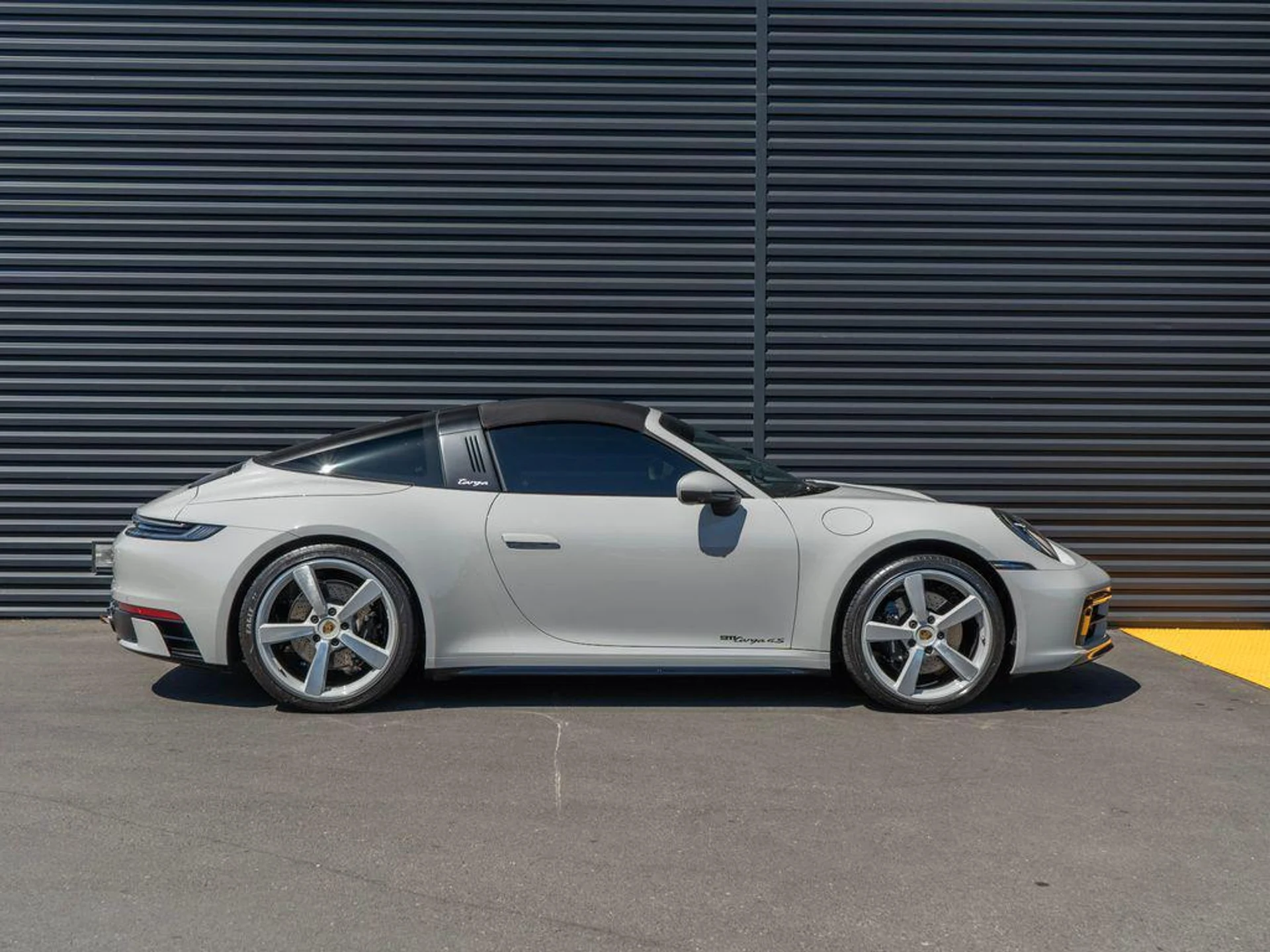 mph007_3644965335_qo_Myh_V_Xzv_CZ_Jzu_Jp8_UL_Gq_Tr_A_Hc_M_988d49a1dc