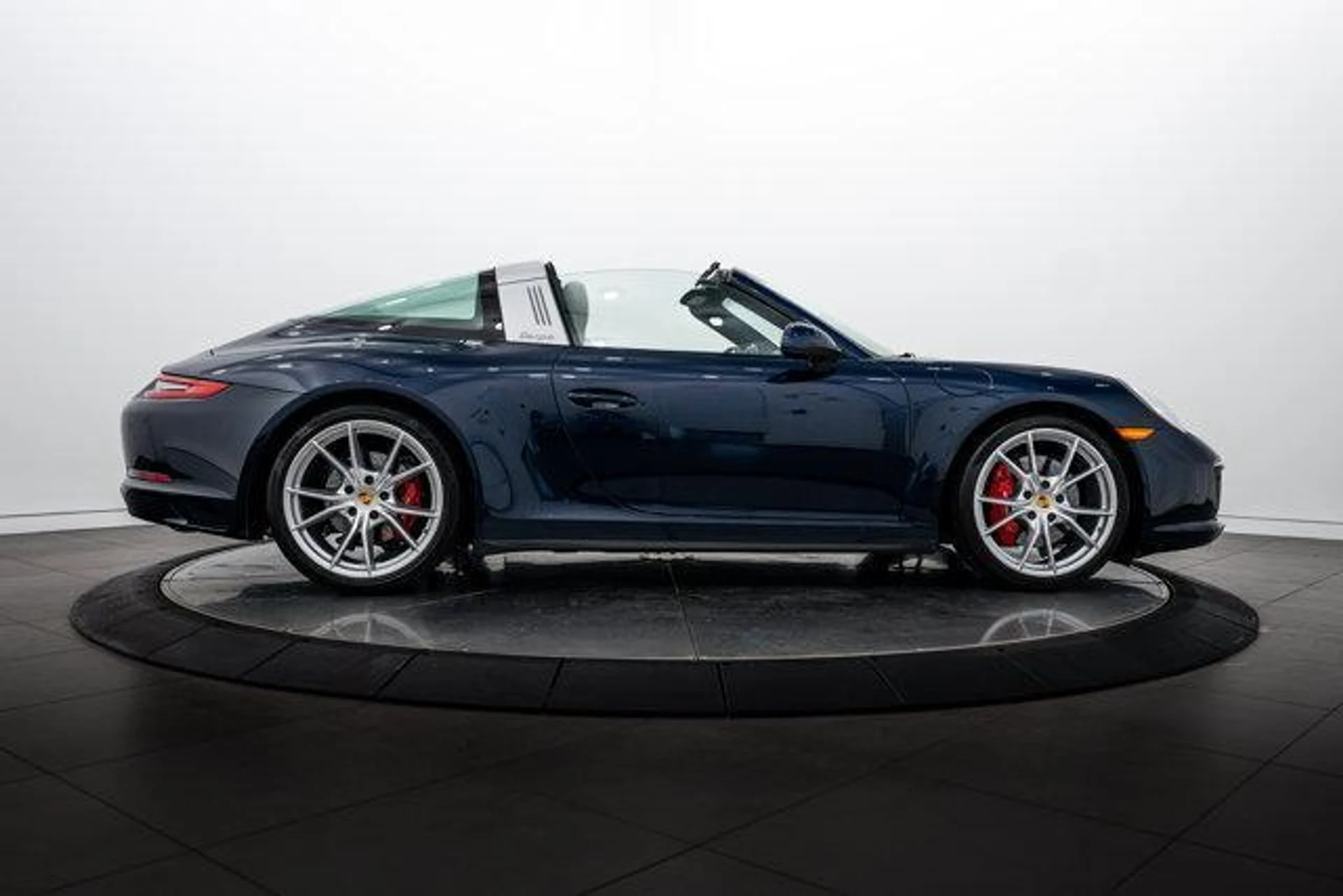 mph007_3651736079_epi00g_S3_T892lgb_Expdj_Nt_X_No_KM_0fde60e1c2