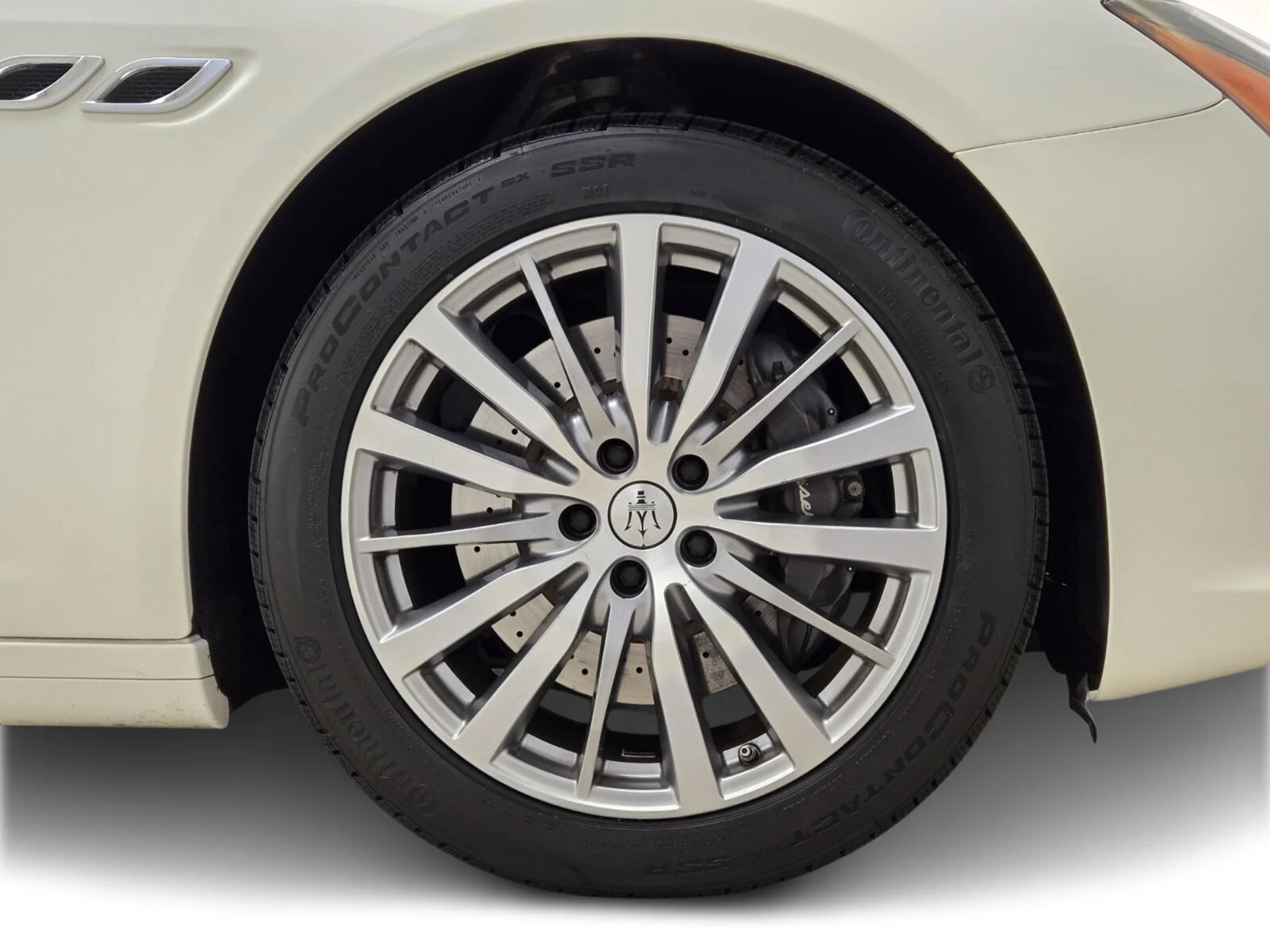 mph007_3651745779_Used_2022_Maserati_Quattroporte_Modena_1756365326_a57c531dcd