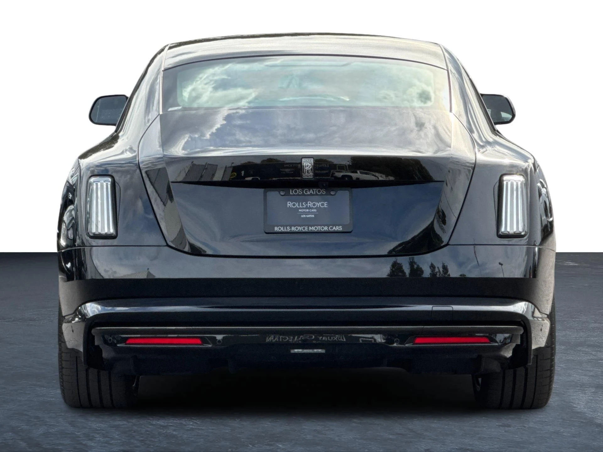 mph007_3652099060_Used_2027_Rolls_Royce_Spectre_1793357250_0eadd7dd11