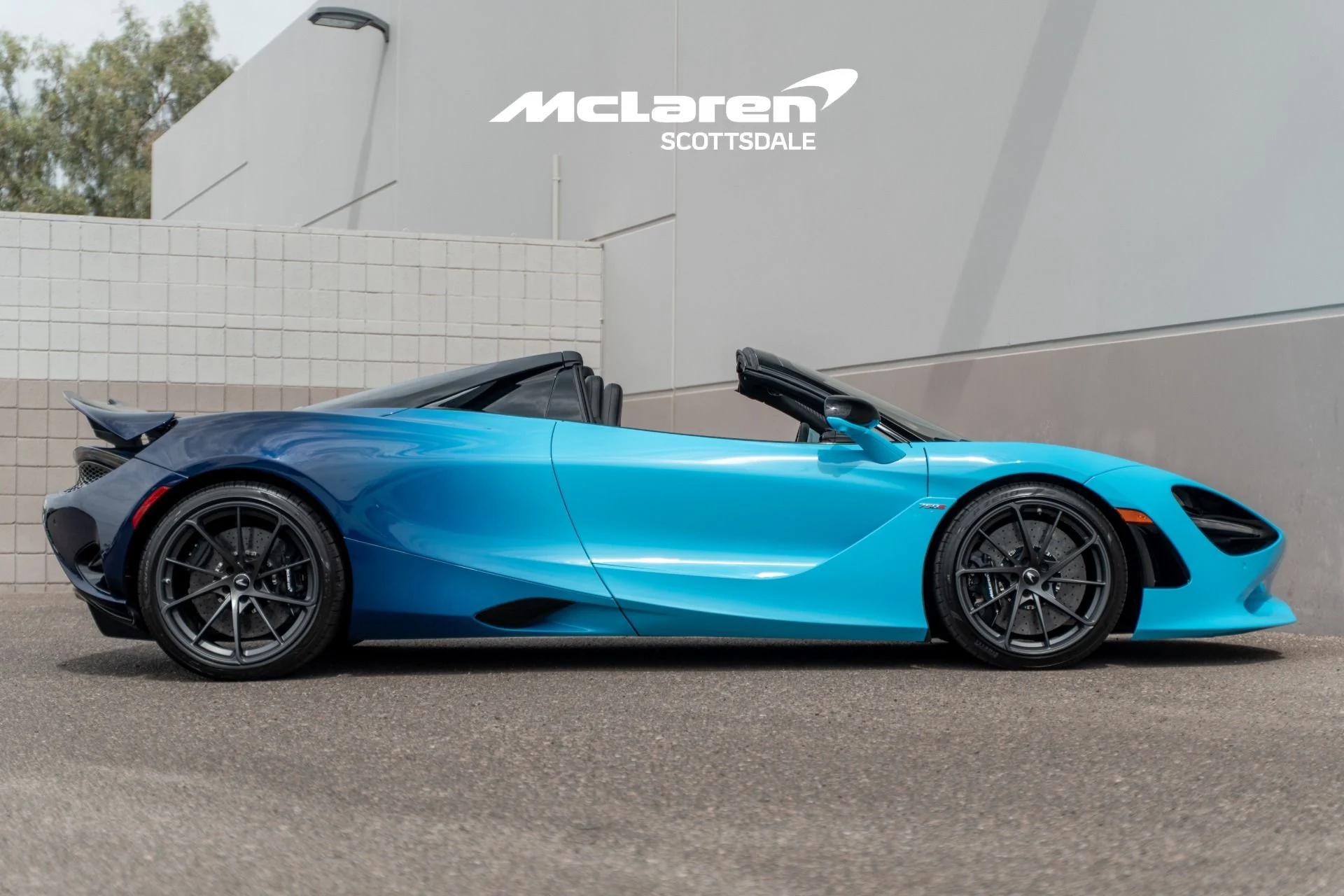 mph007_3653859138_Used_2025_MCLAREN_750_S_TECHLUX_1778881182_b2beee6b9d