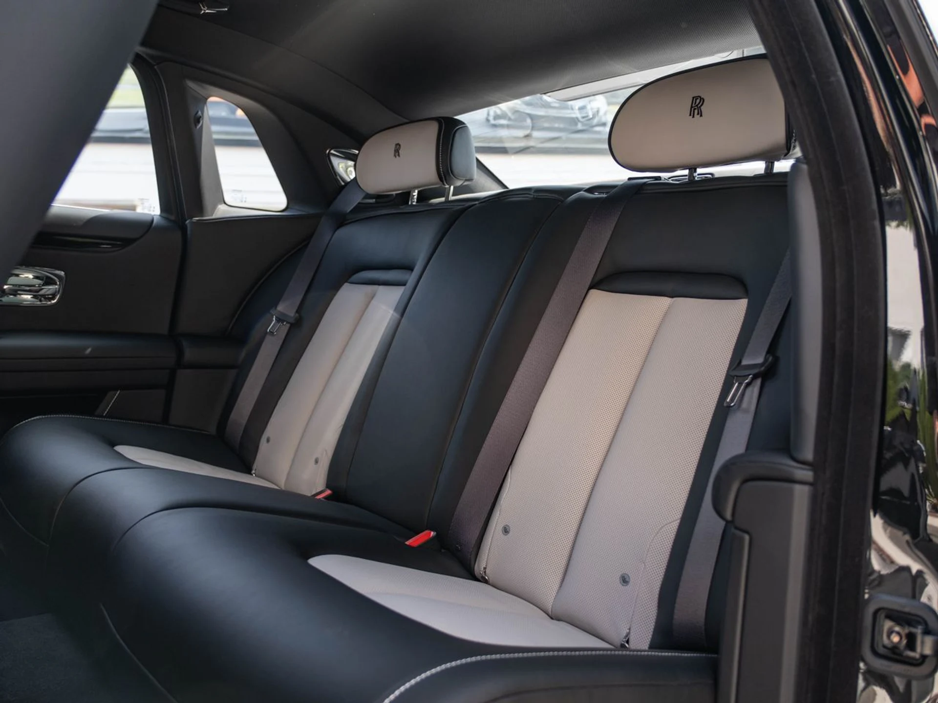 mph007_3655387464_aad680a72f96e4982db374388ba85270x_09c5c3294c