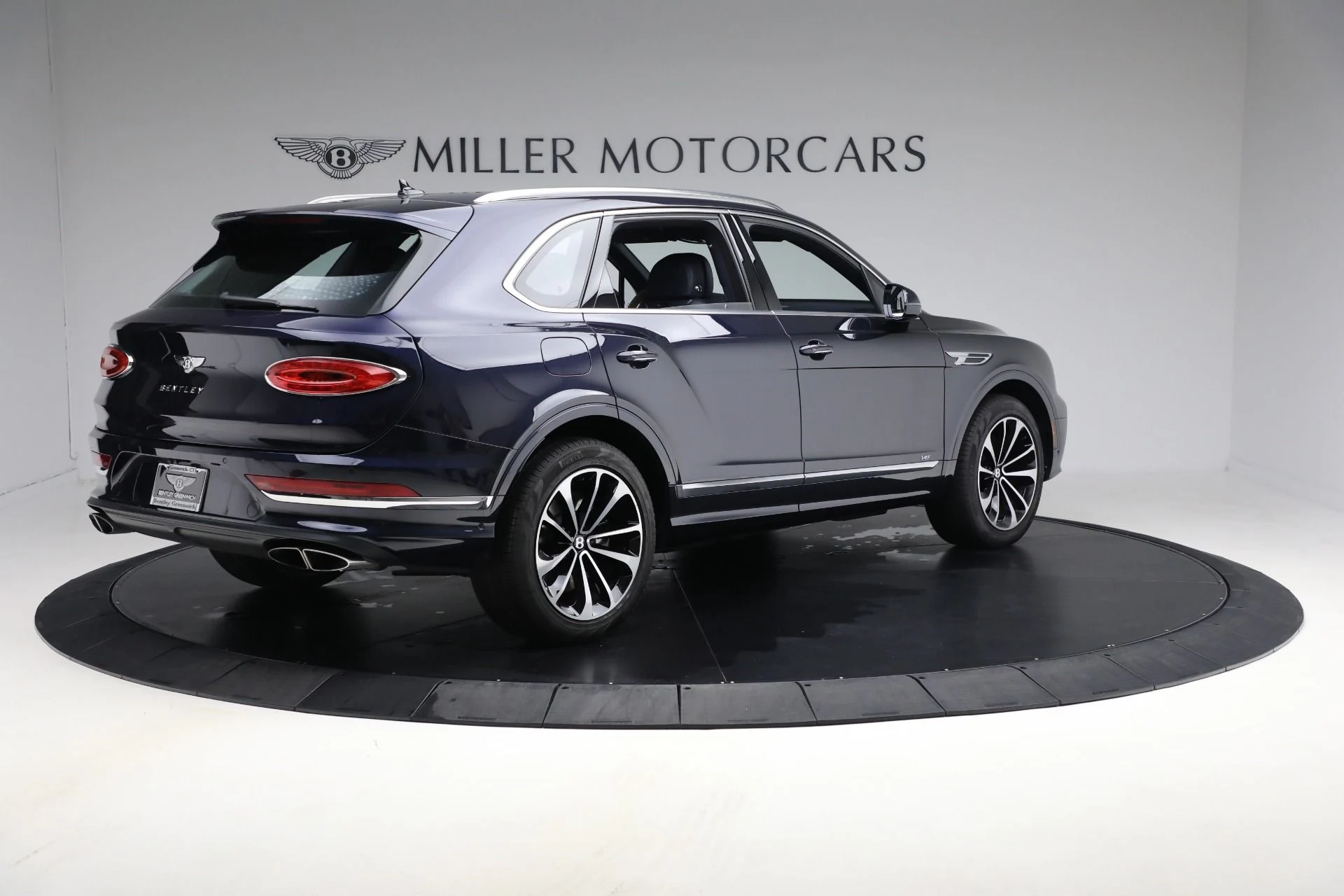 mph007_3657412706_Used_2022_Bentley_Bentayga_V8_da2a708f2e