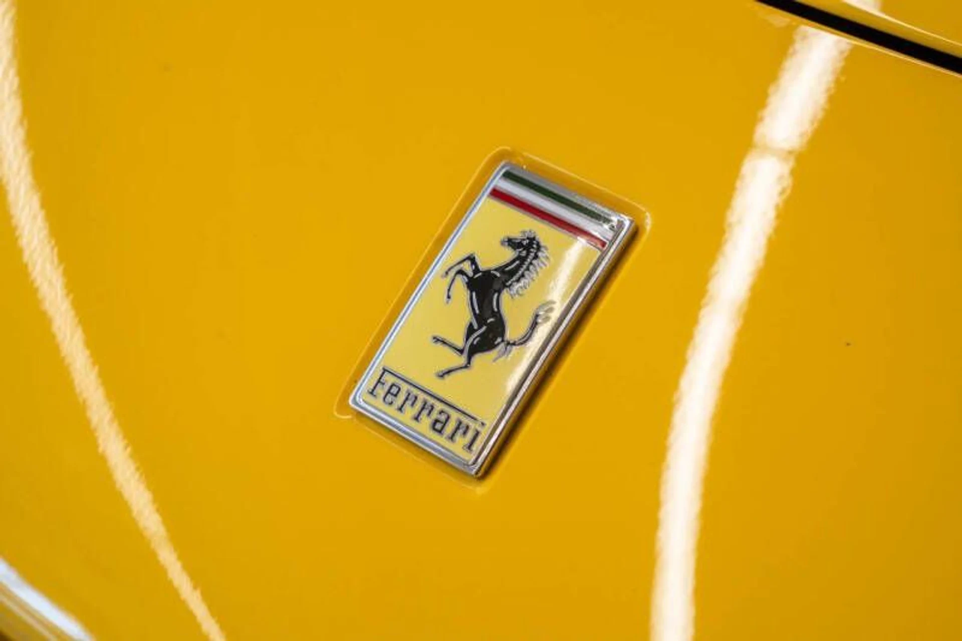 mph007_3660038506_2026_ferrari_296_gts_base_2dr_convertible_7de1ef92fa