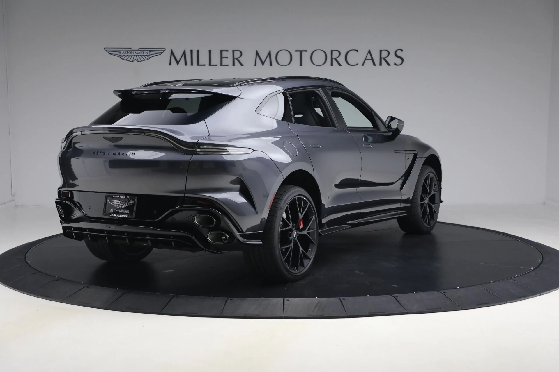 mph007_3660866096_New_2026_Aston_Martin_DBX_S_1775590519_a57353f3a6